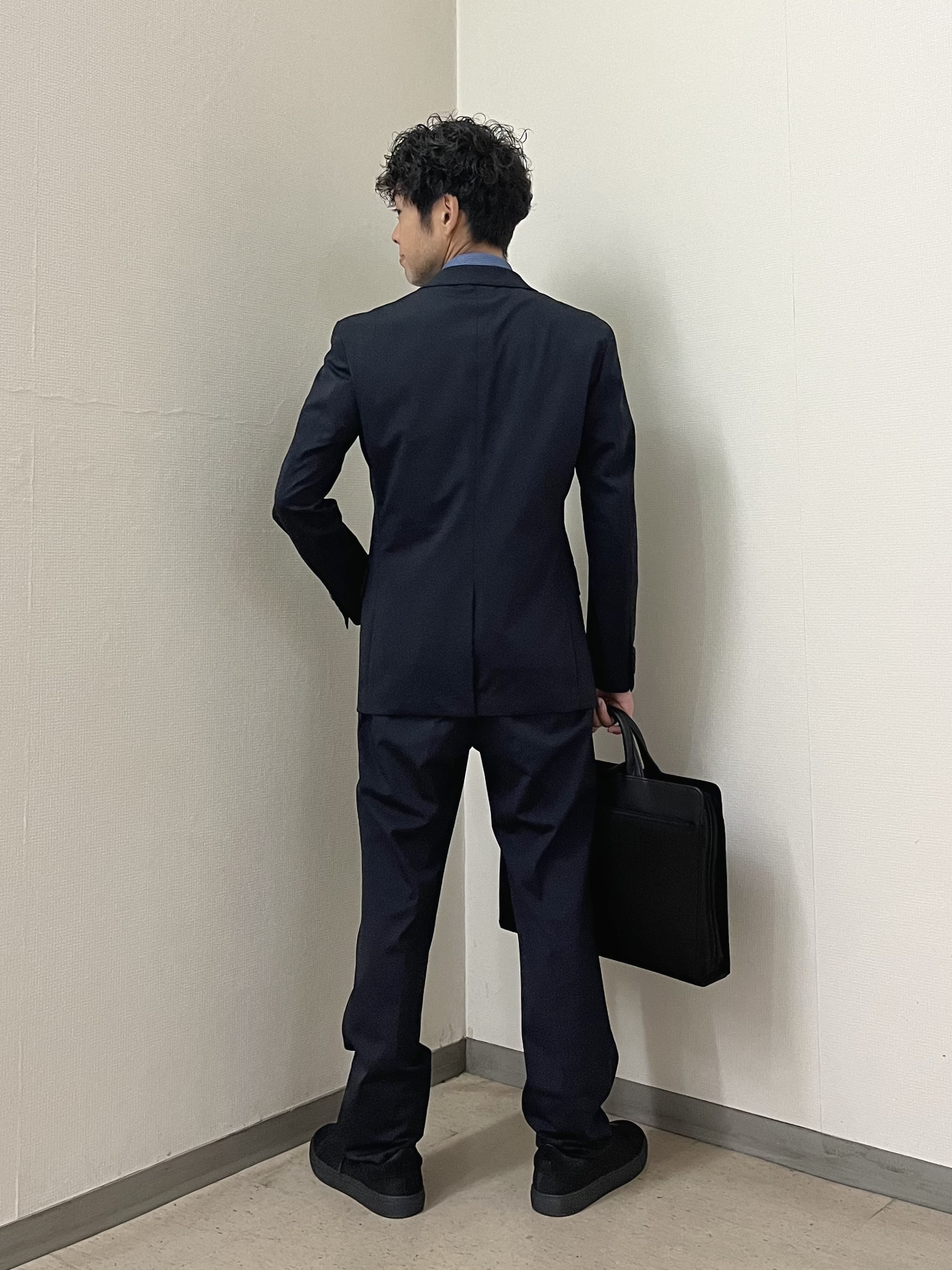 URAさんの「TAKEO KIKUCHI｜【360&deg;ストレッチ/軽量】None Of Stress ライト ジャケット（セットアップ対応）」を使ったコーディネート