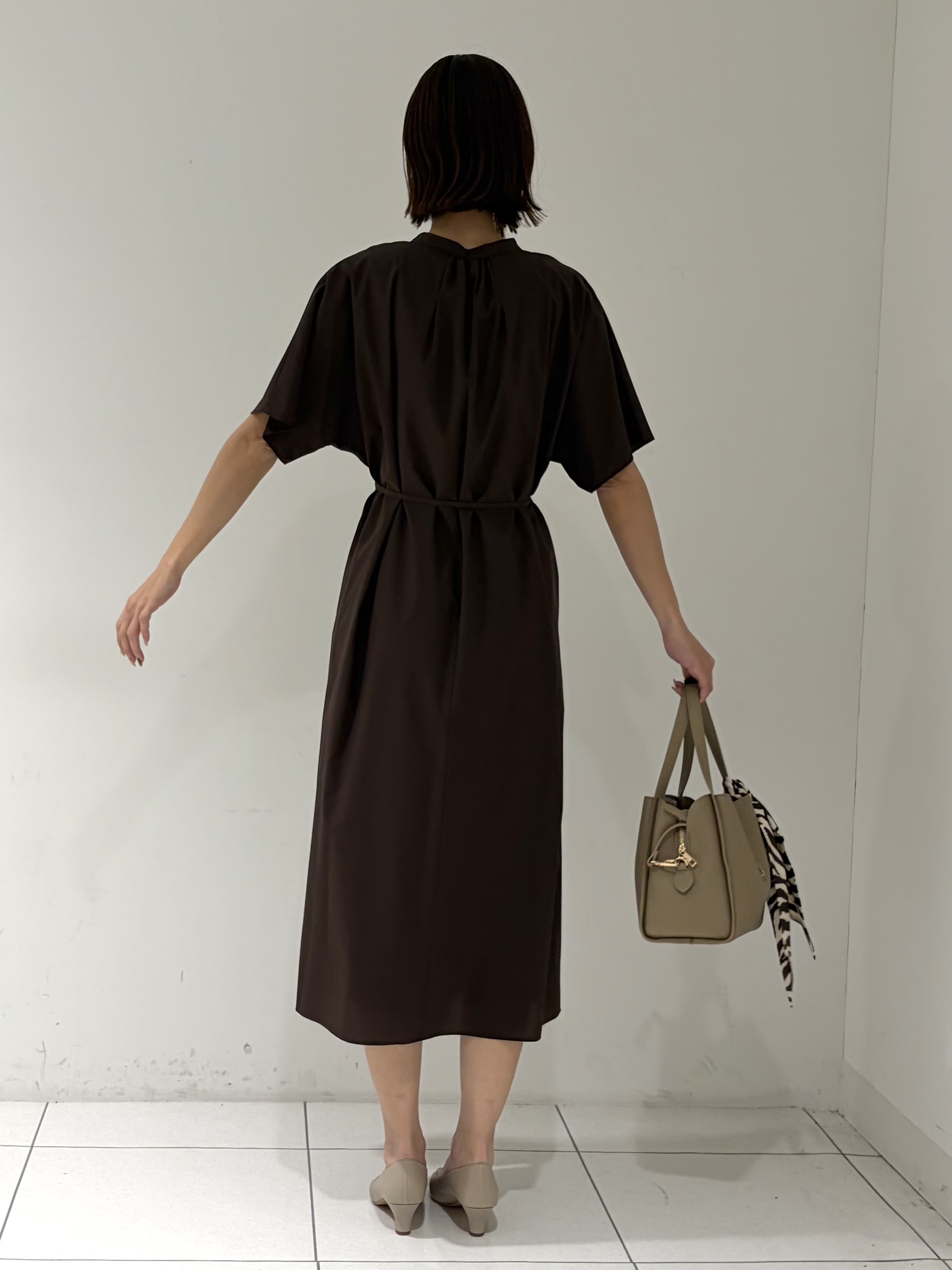 shioriさんの「INDIVI｜【撥水／UVカット】ベルト付きワンピース」を使ったコーディネート