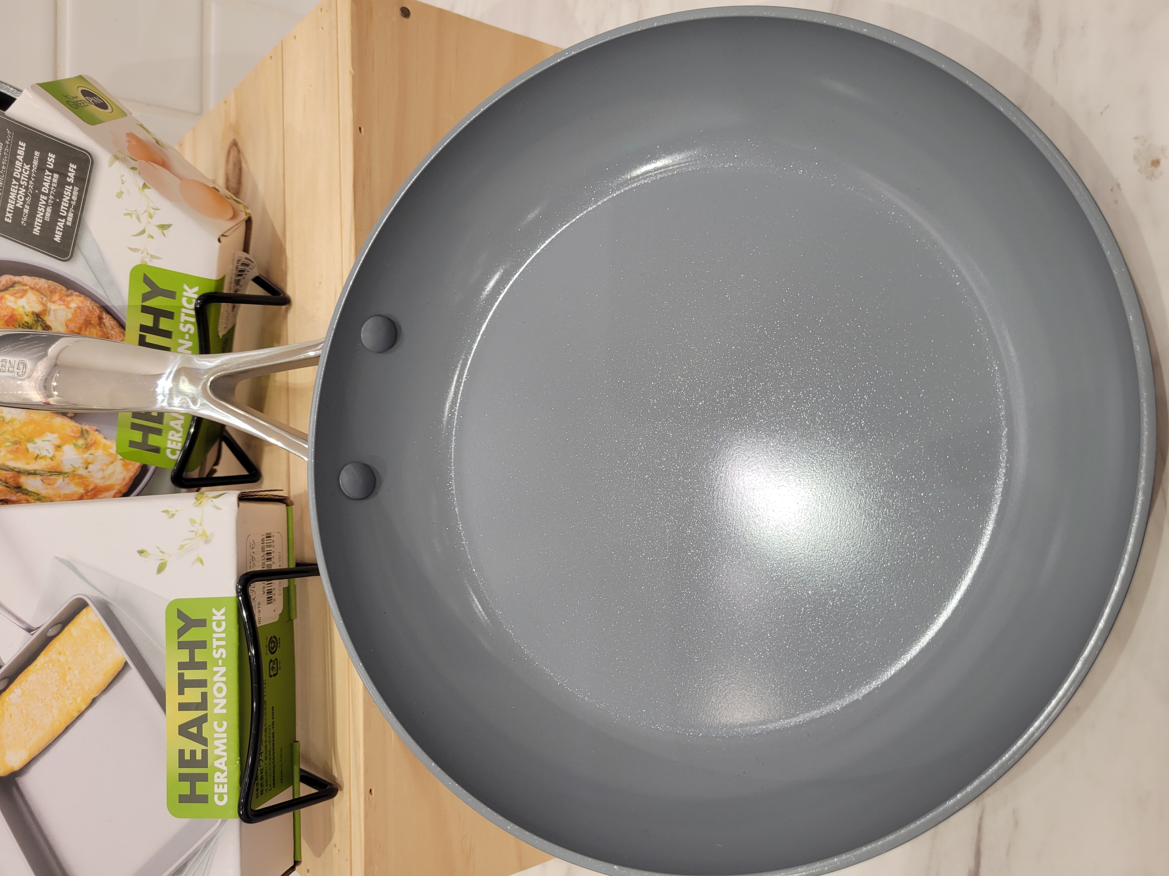 ななさんの「212 KITCHEN STORE｜ヴェニスプロ フライパン 26cm ＜GreenPan グリーンパン＞」を使ったコーディネート