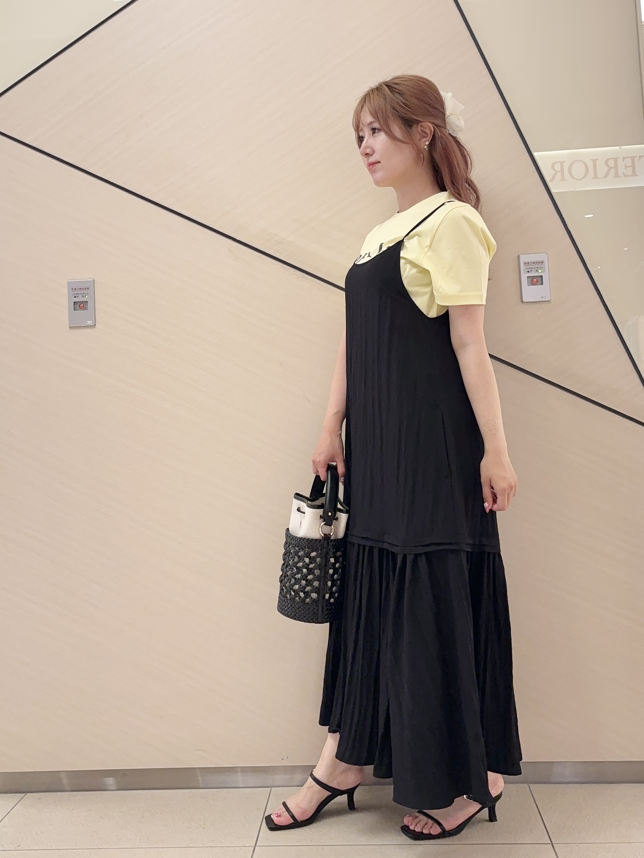 Rinaさんの「DRESSTERIOR｜【otonaMUSE5月号掲載】スキニーベルトサンダル」を使ったコーディネート