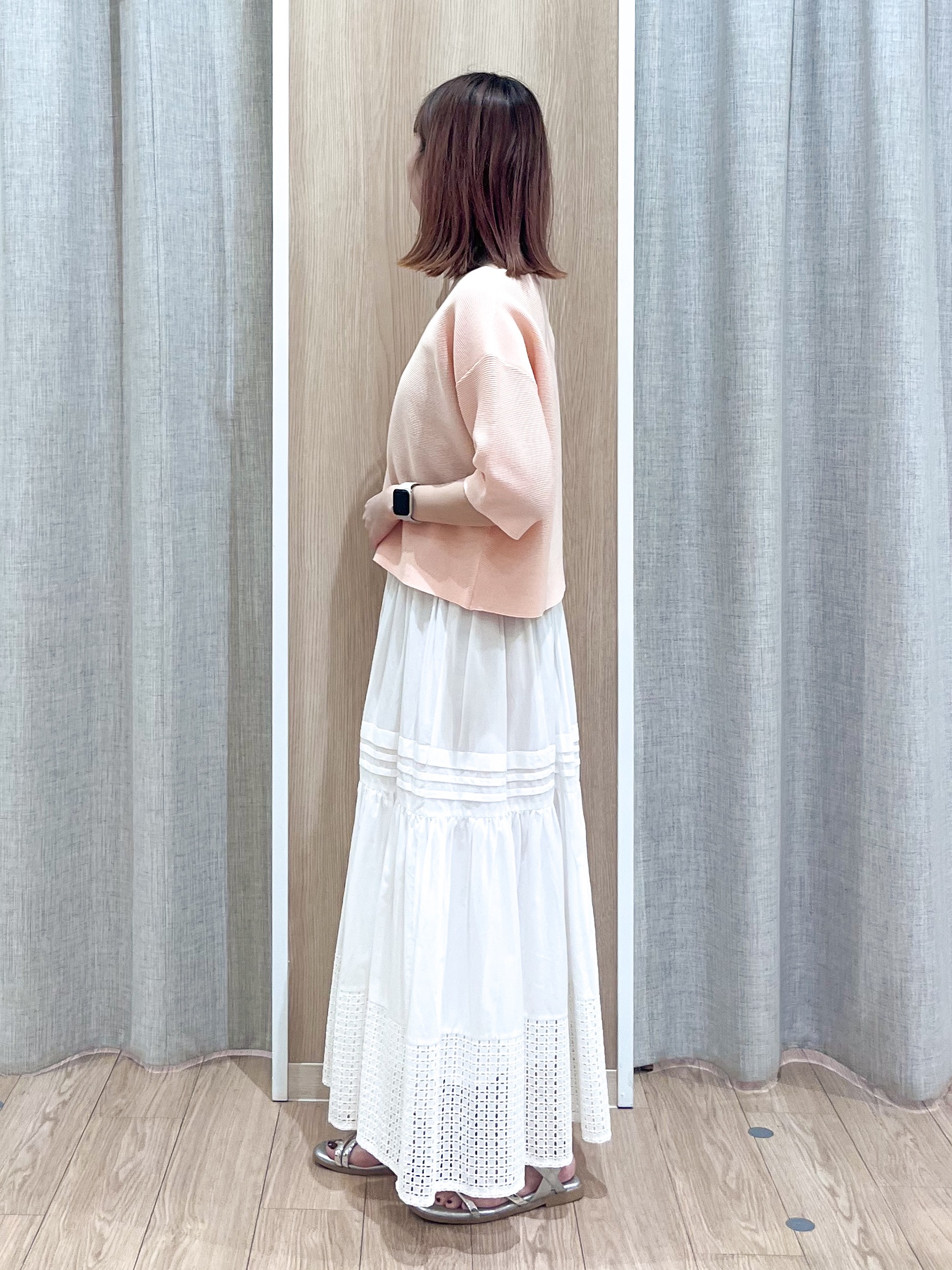 みーちゃんさんの「grove｜【貴島明日香さん着用／洗濯機OK】レイヤードにもおすすめ、軽やかクロップドニット」を使ったコーディネート