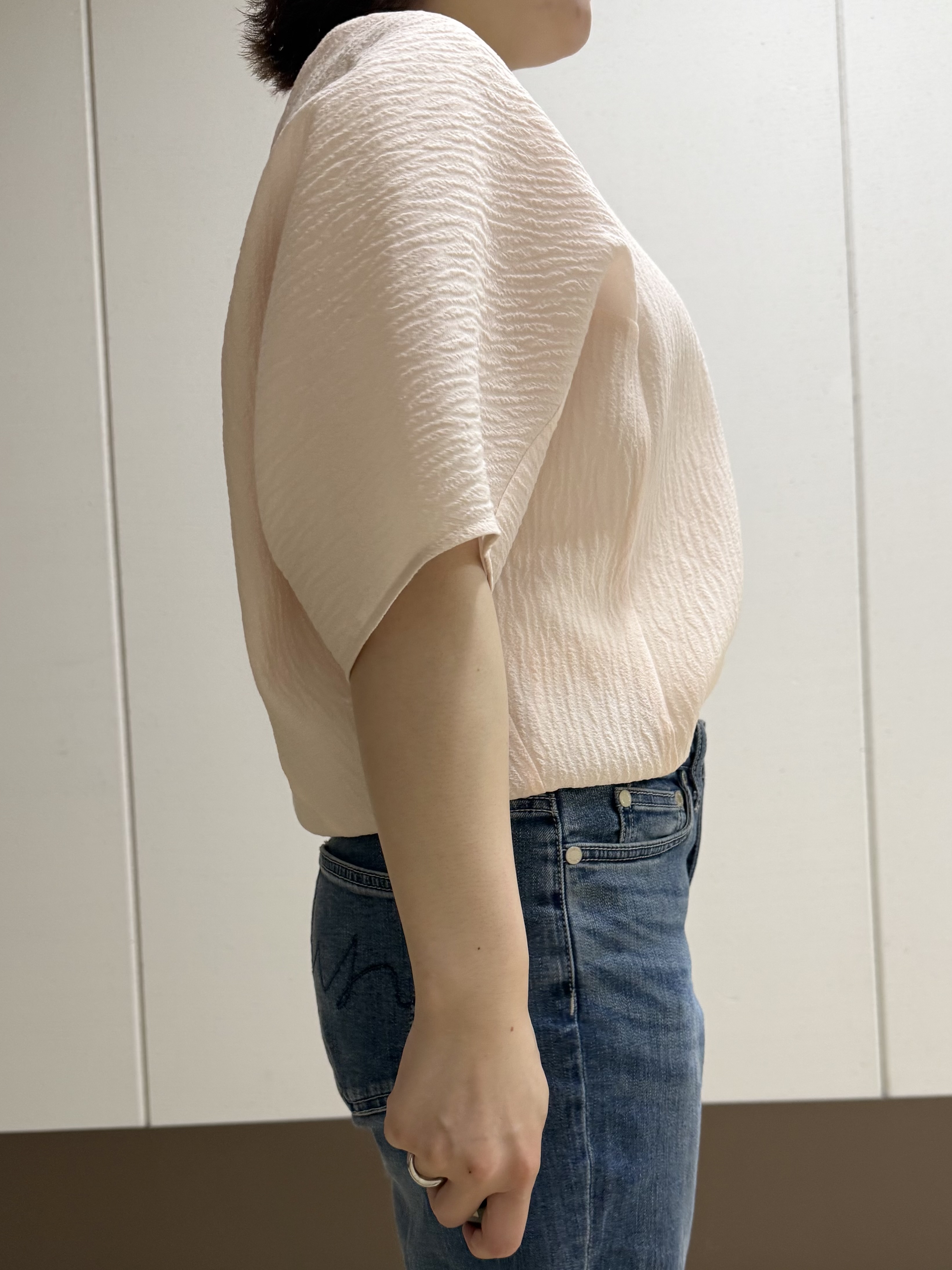 Rikoさんの「INDIVI｜【華奢見え】ジャカード ドルマントップス」を使ったコーディネート