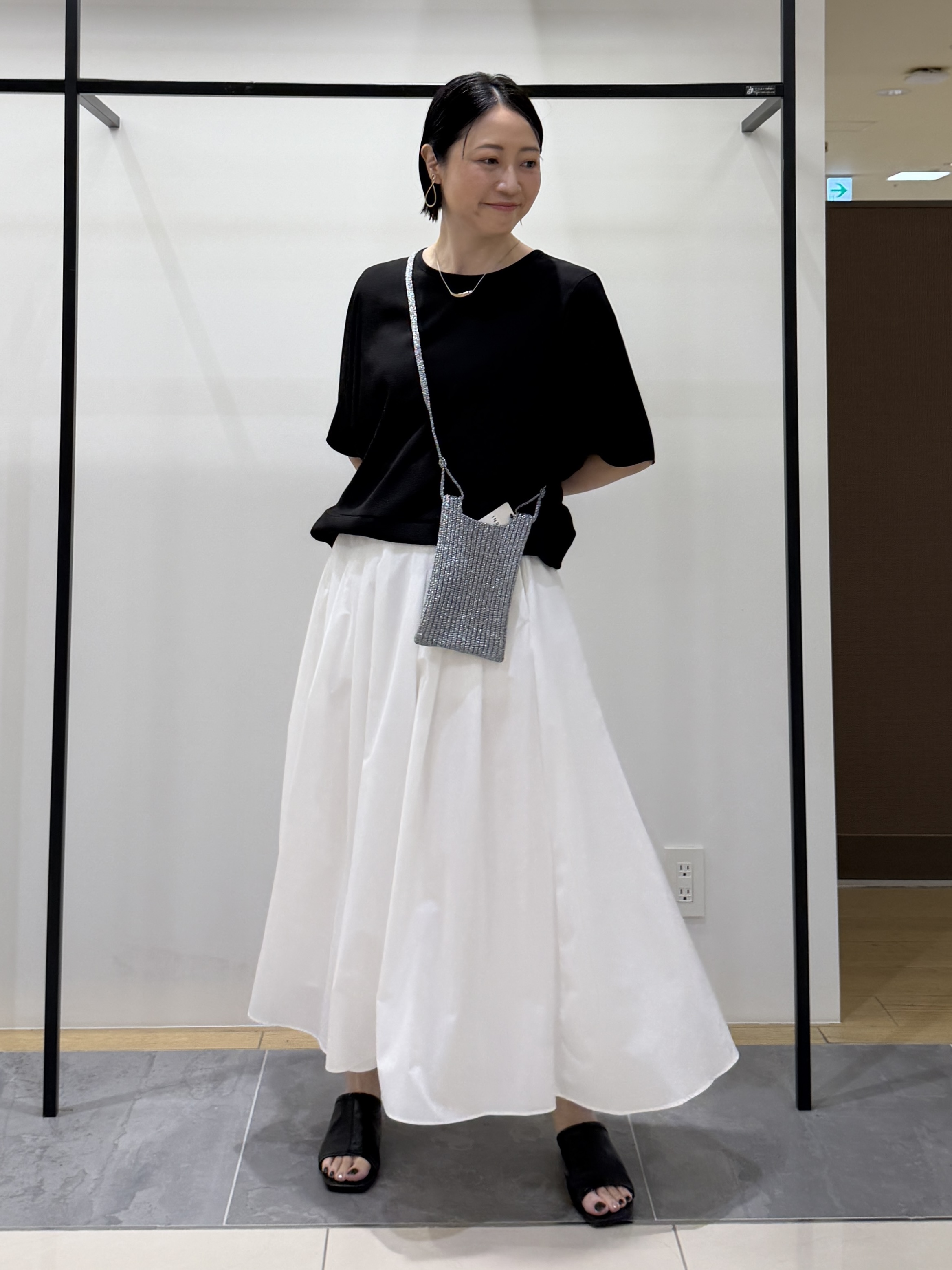 shihoさんの「INDIVI｜【洗える／2WAY／裾ドロスト付き】 ドルマンスリーブチュニックトップス」を使ったコーディネート