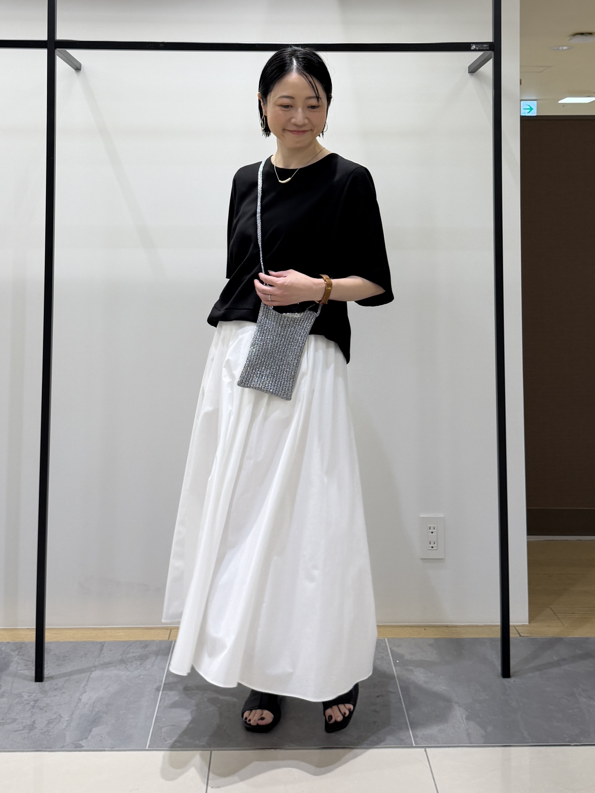 shihoさんの「INDIVI｜【洗える／2WAY／裾ドロスト付き】 ドルマンスリーブチュニックトップス」を使ったコーディネート