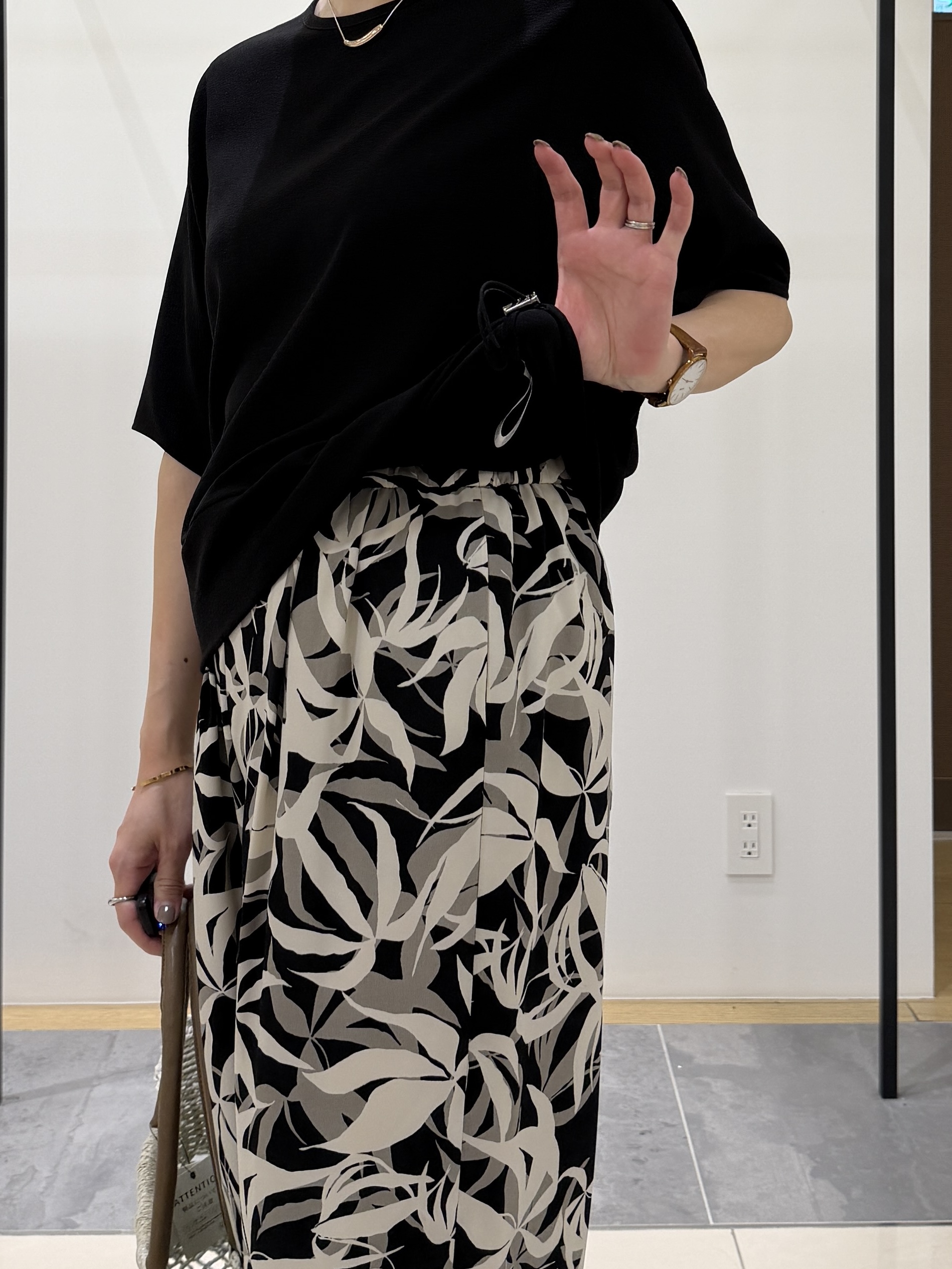 shihoさんの「INDIVI｜【洗える／2WAY／裾ドロスト付き】 ドルマンスリーブチュニックトップス」を使ったコーディネート