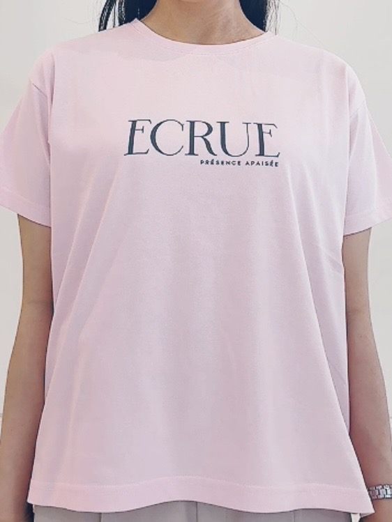 チョコさんの「grove｜【遮熱／吸水速乾／接触冷感／UVカット】ベーシックロゴTシャツ」を使ったコーディネート