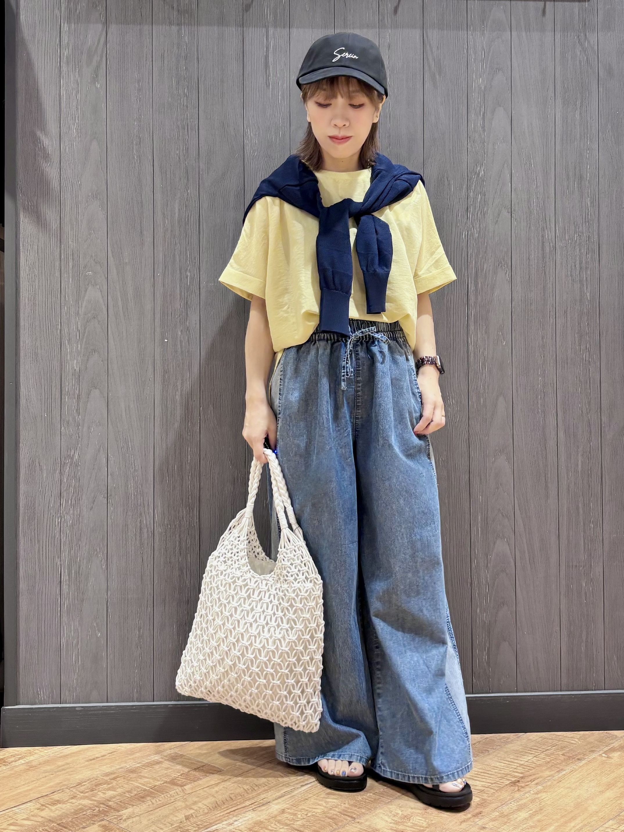 meiさんの「SHOO･LA･RUE｜【着丈選べる/ひんやり/体型カバー】洗濯後しわになりにくい さらさらドルマンブラウス」を使ったコーディネート