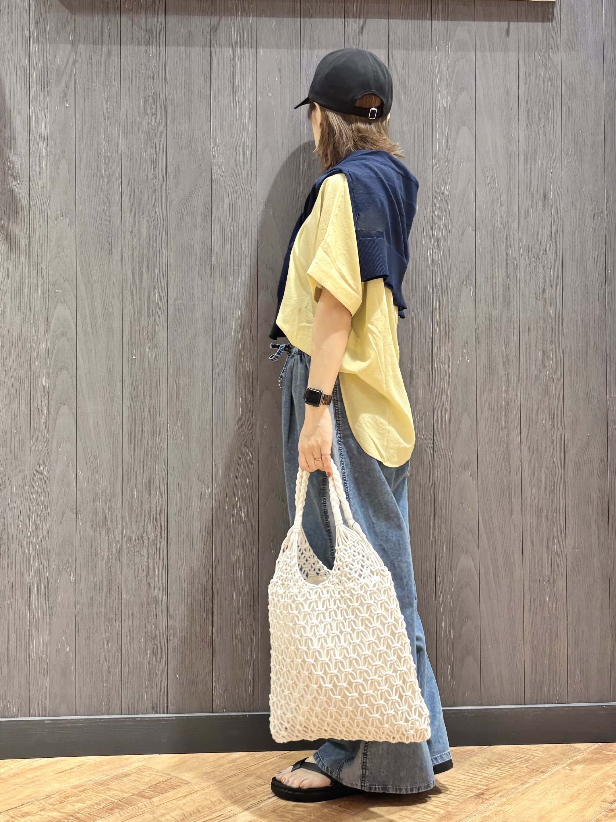 meiさんの「SHOO･LA･RUE｜【着丈選べる/ひんやり/体型カバー】洗濯後しわになりにくい さらさらドルマンブラウス」を使ったコーディネート