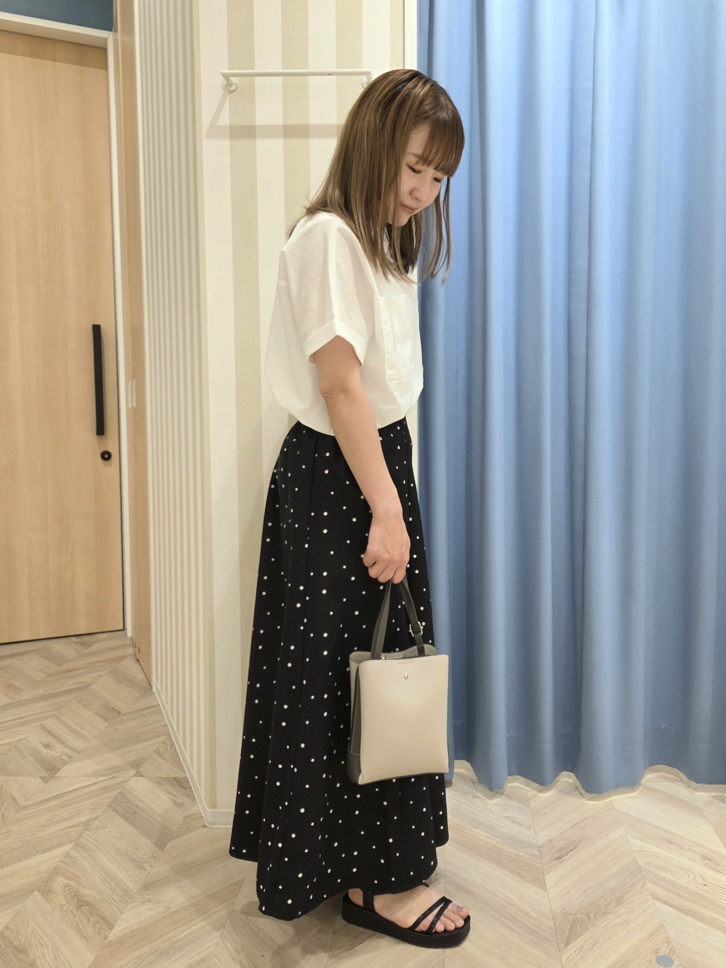 Ikumiさんの「SHOO･LA･RUE｜【さらり快適/洗濯機可/S-LL】風が通り抜ける 半袖バンドカラーシアーシャツ」を使ったコーディネート