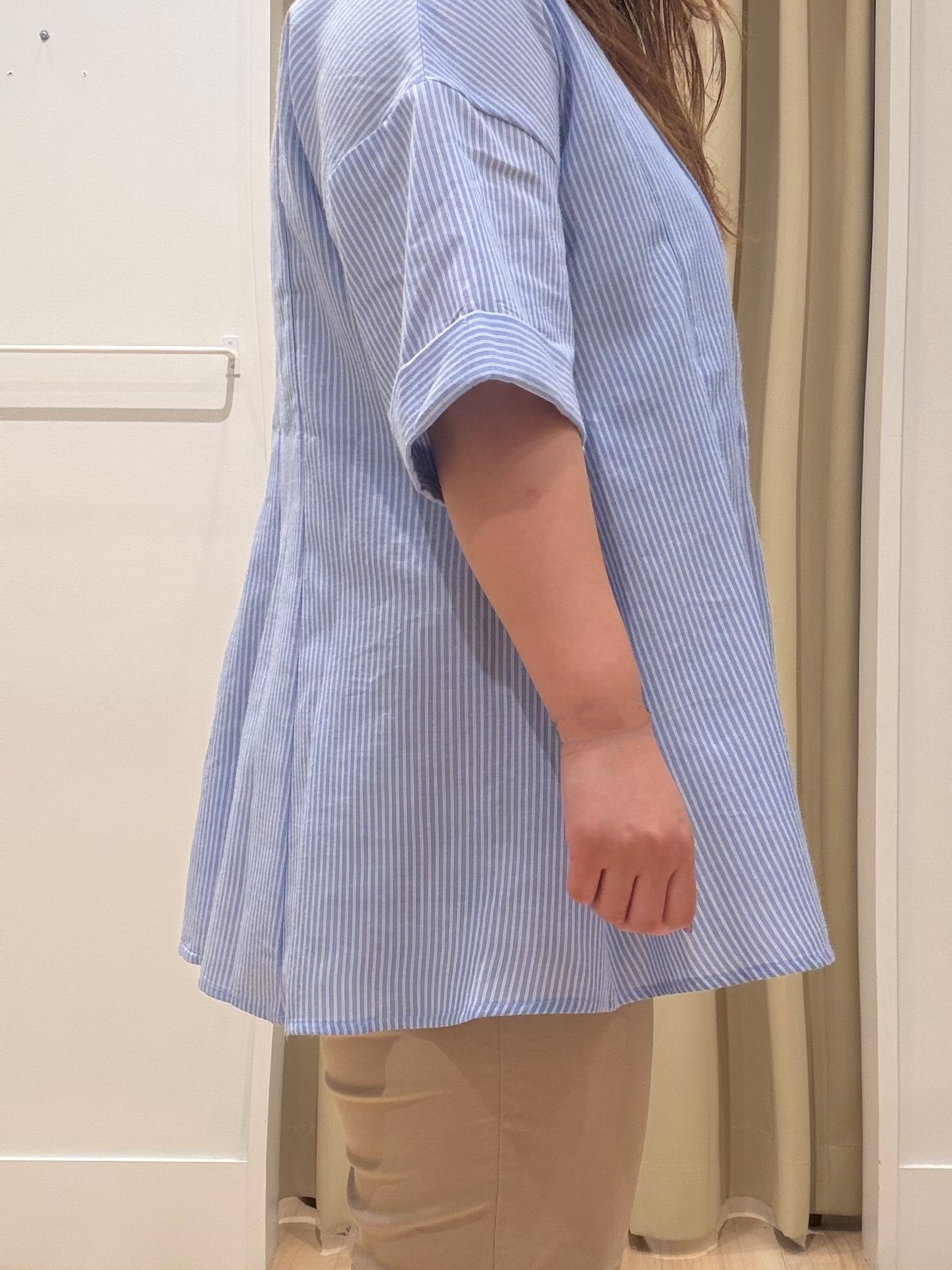 たまさんの「grove｜【洗濯機OK・ひんやり】さらっと軽やか、夏のフレアシャツ」を使ったコーディネート