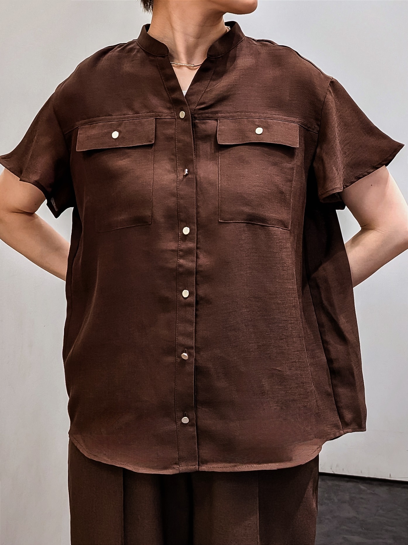 やまちゃんさんの「grove｜【洗濯機OK・ひんやり/SETUP可】シワになりにくい、フレアスリーブブラウス」を使ったコーディネート