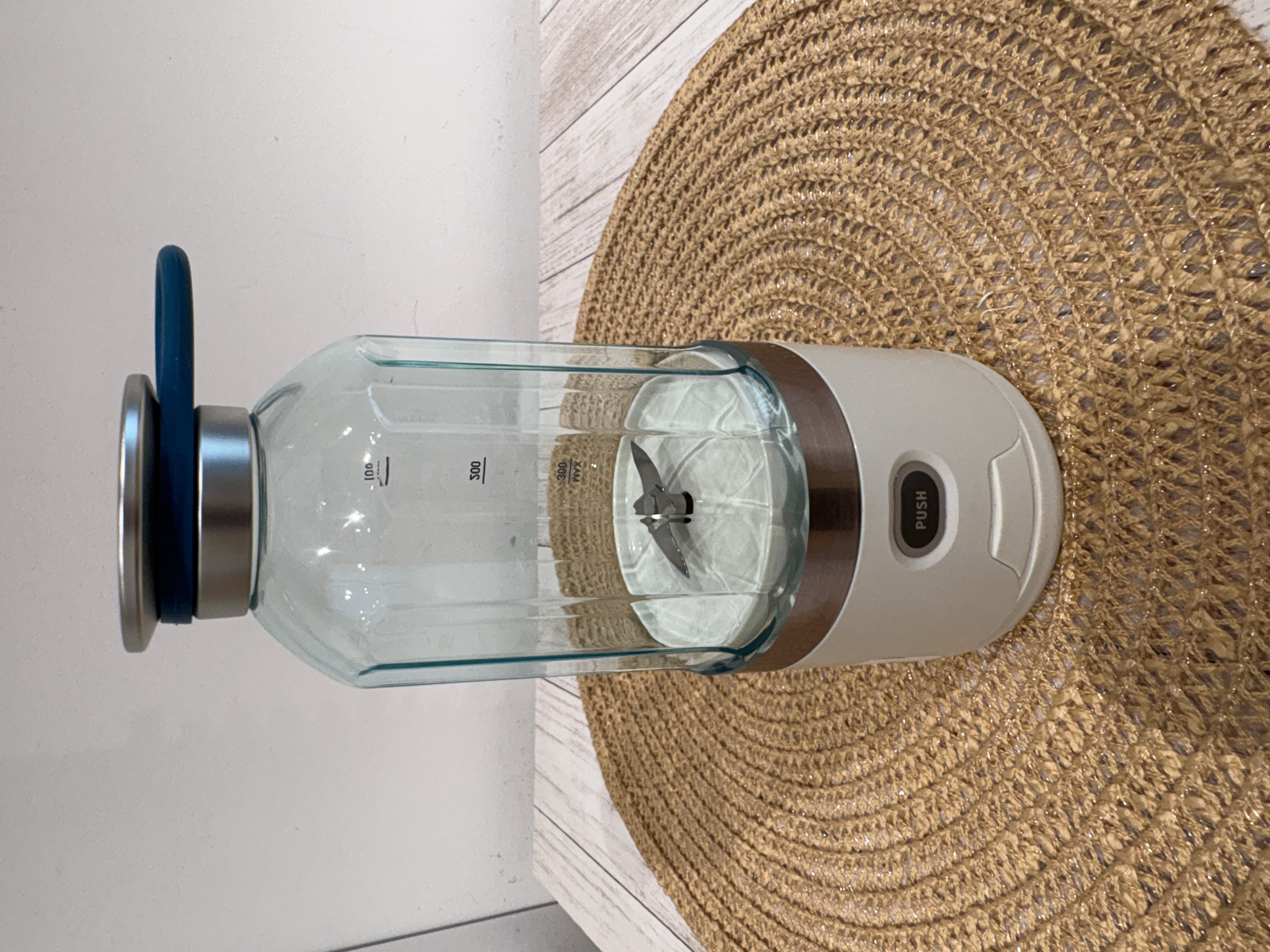 Arisaさんの「212 KITCHEN STORE｜白蓋つきラウンドボウル 0.5L ＜DURALEX  デュラレックス＞」を使ったコーディネート