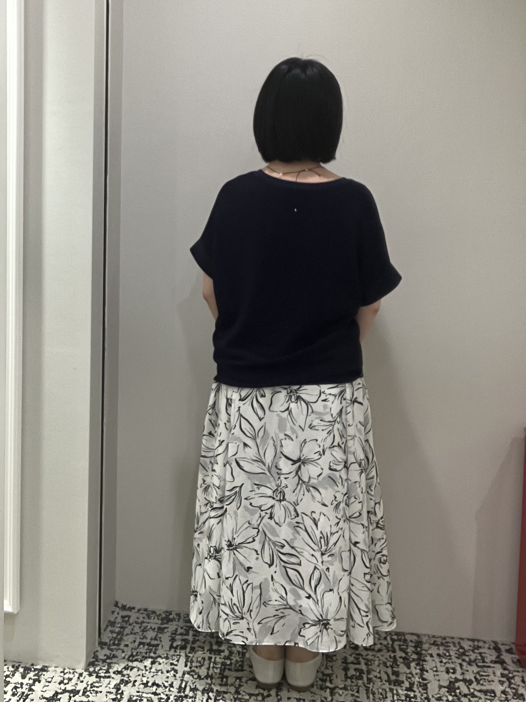 Mizukiさんの「UNTITLED｜【11色展開/体型カバー】前後2WAYフレンチスリーブニット」を使ったコーディネート