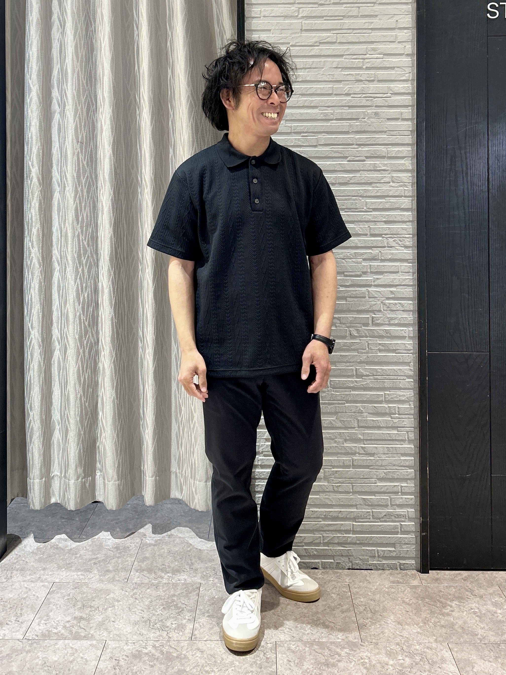 KENJI Iさんの「THE SHOP TK｜【シンプルすぎない大人の表情】ケーブルフクレポロシャツ 吸水速乾/UVケア/洗濯機OK」を使ったコーディネート