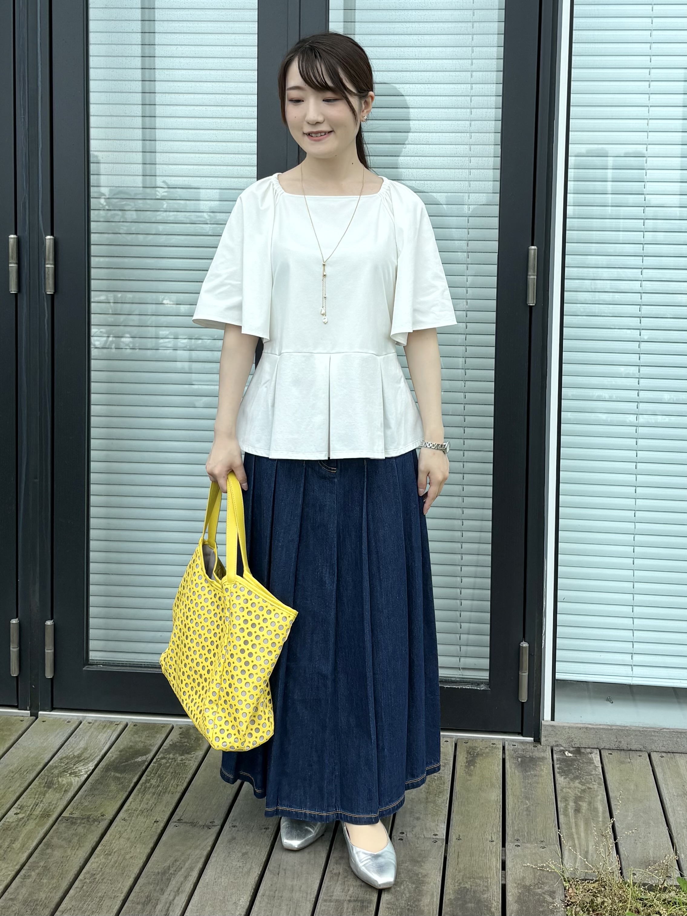 mikiさんの「Reflect｜【UVカット／接触冷感／吸水速乾】フレアスリーブペプラムカットソー」を使ったコーディネート