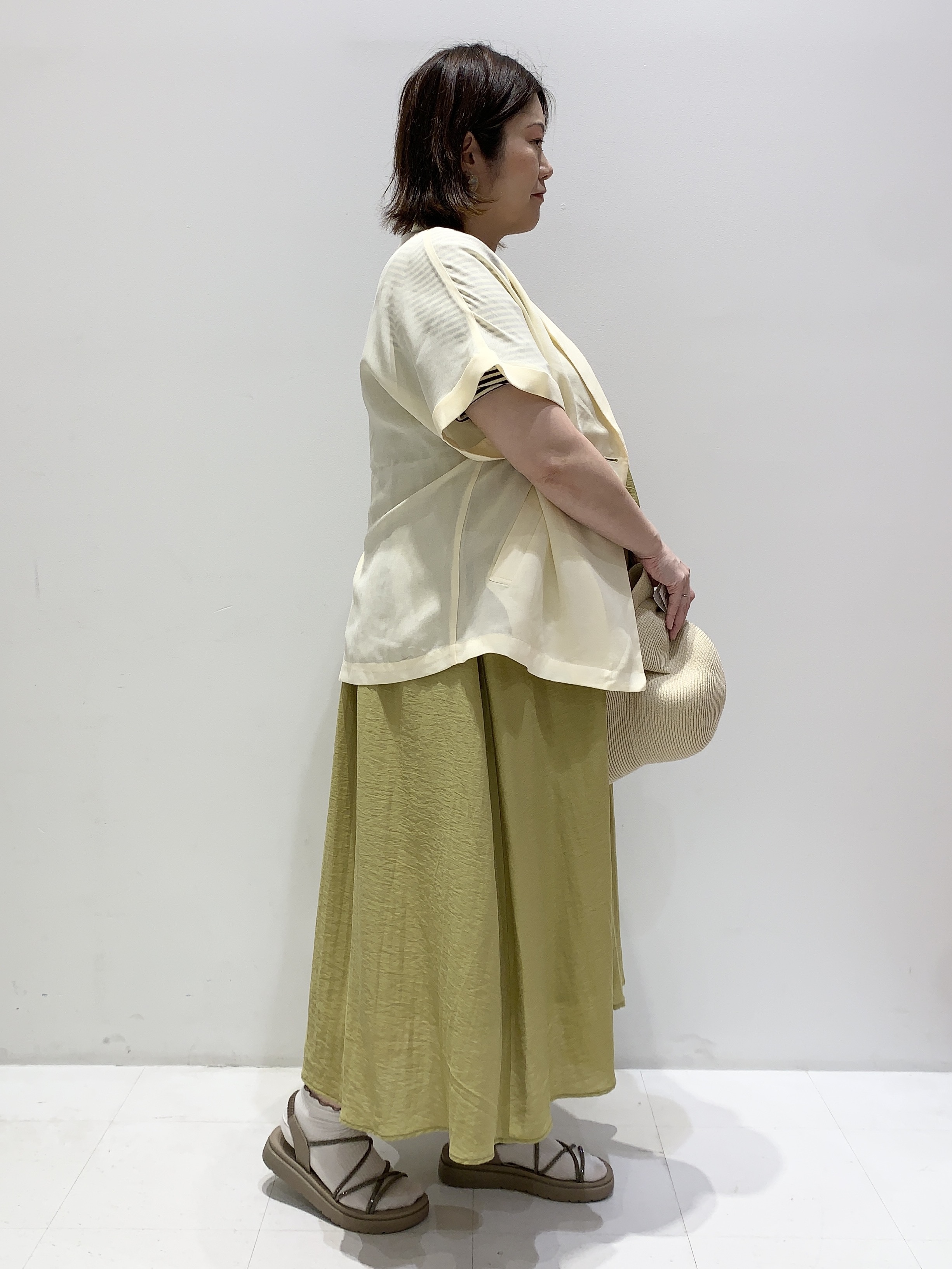 みいちゃんさんの「grove｜【洗濯機OK・ひんやり/SETUP可】シワになりにくいハーフスリーブジャケット」を使ったコーディネート