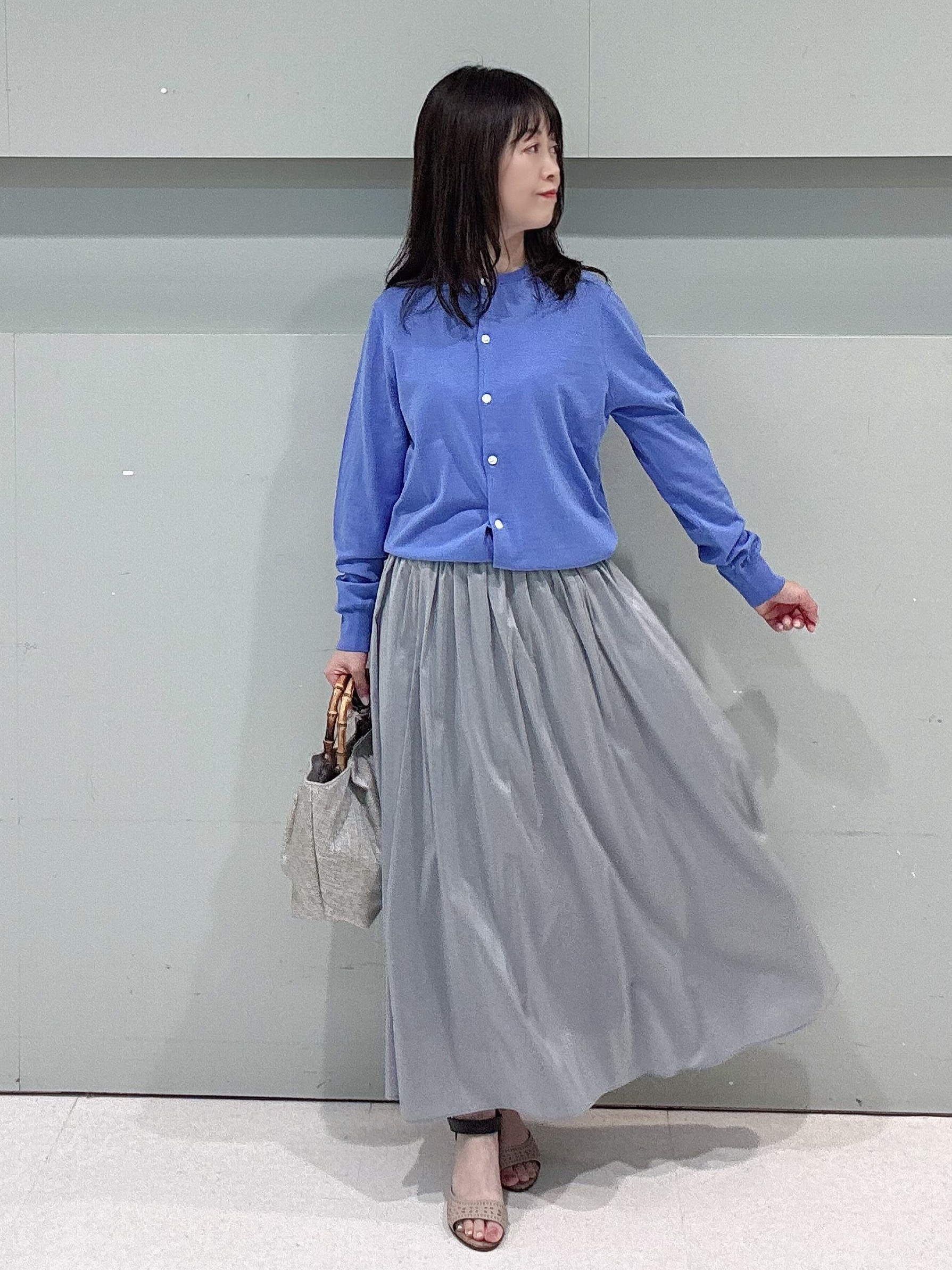 makiさんの「UNTITLED｜【9色展開/アンサンブル可】コットンクルーネックカーディガン」を使ったコーディネート