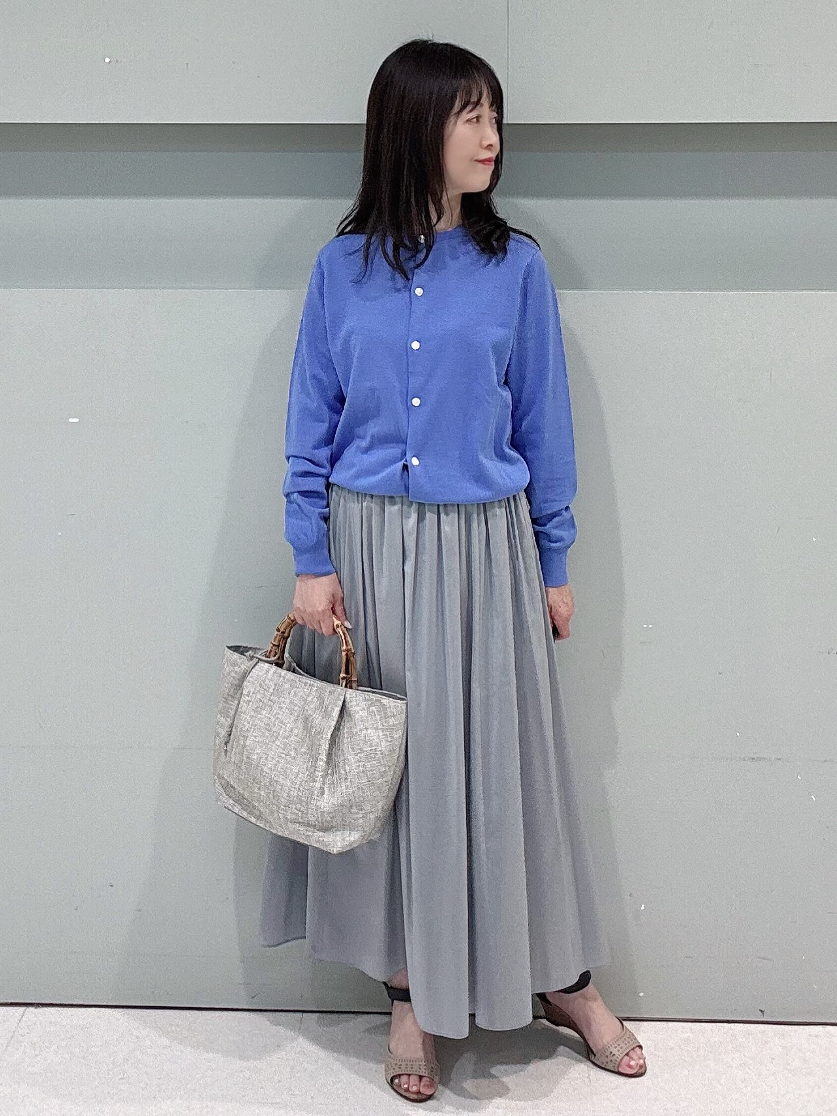 makiさんの「UNTITLED｜【9色展開/アンサンブル可】コットンクルーネックカーディガン」を使ったコーディネート