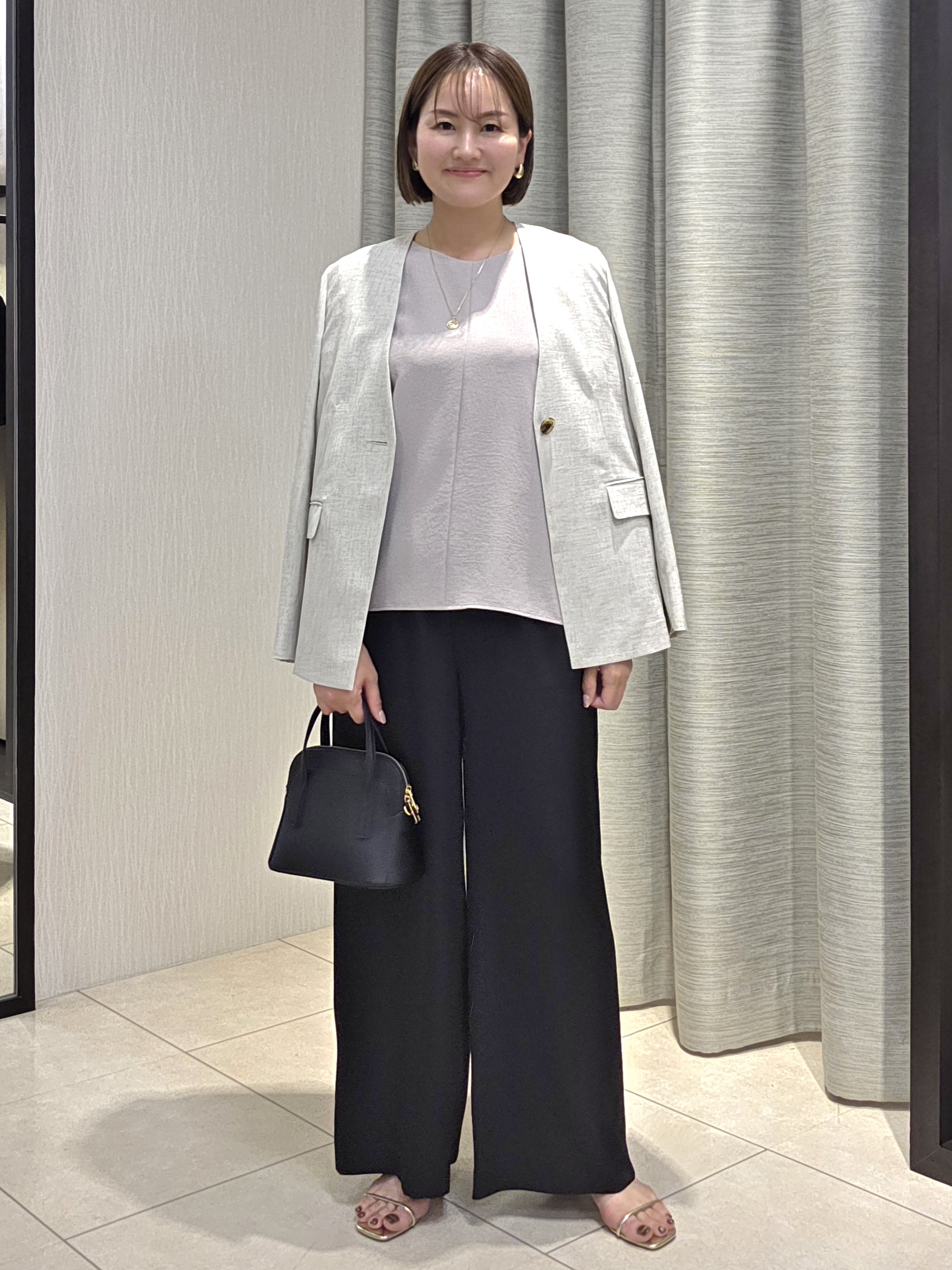 naokoさんの「UNTITLED｜【さらりと快適/セットアップ可/UV/接触冷感】スラブカラーレスジャケット」を使ったコーディネート