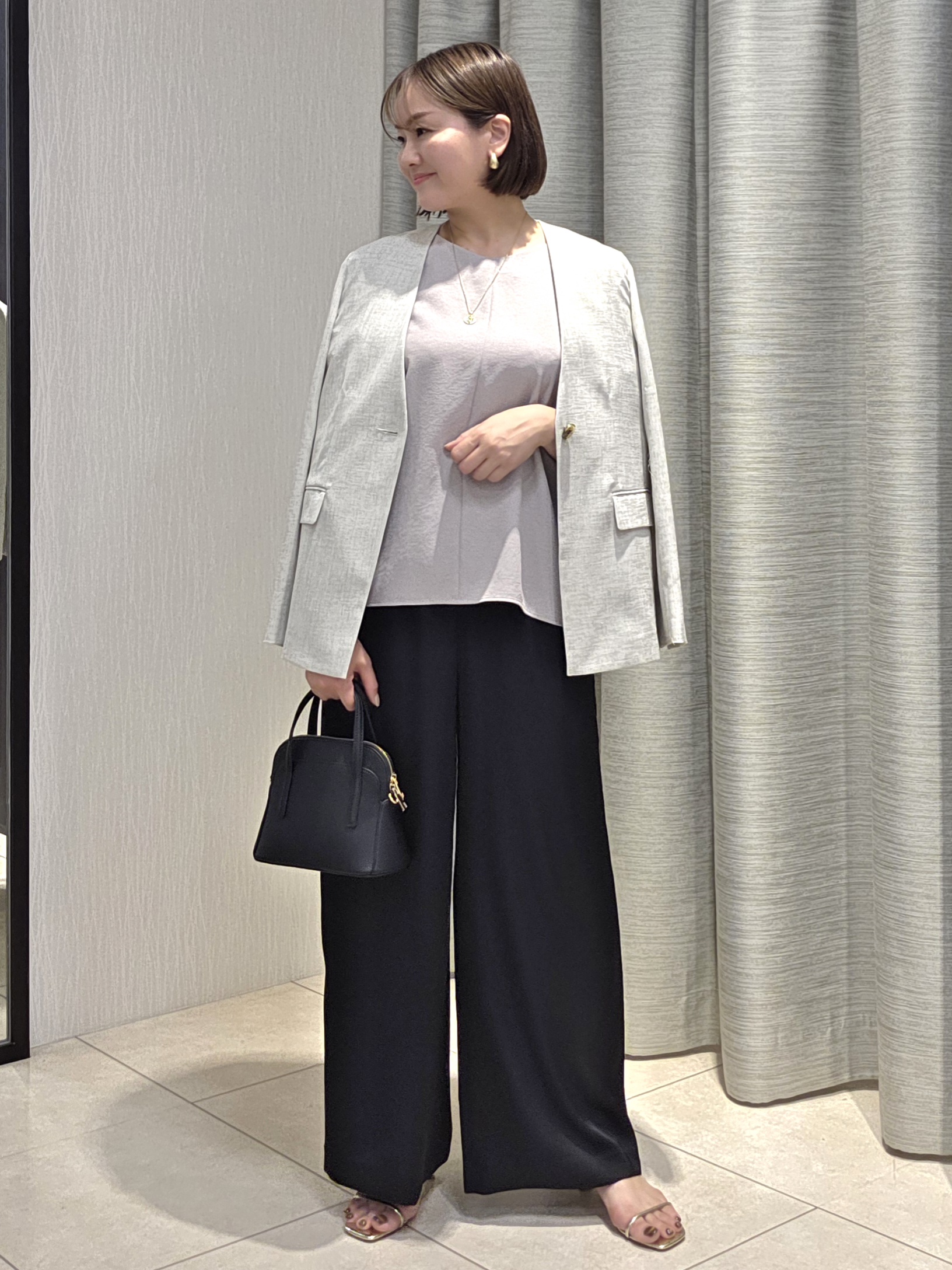 naokoさんの「UNTITLED｜【さらりと快適/セットアップ可/UV/接触冷感】スラブカラーレスジャケット」を使ったコーディネート