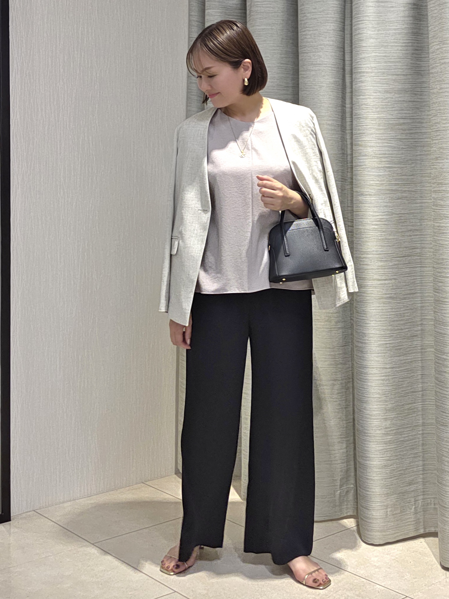 naokoさんの「UNTITLED｜【さらりと快適/セットアップ可/UV/接触冷感】スラブカラーレスジャケット」を使ったコーディネート