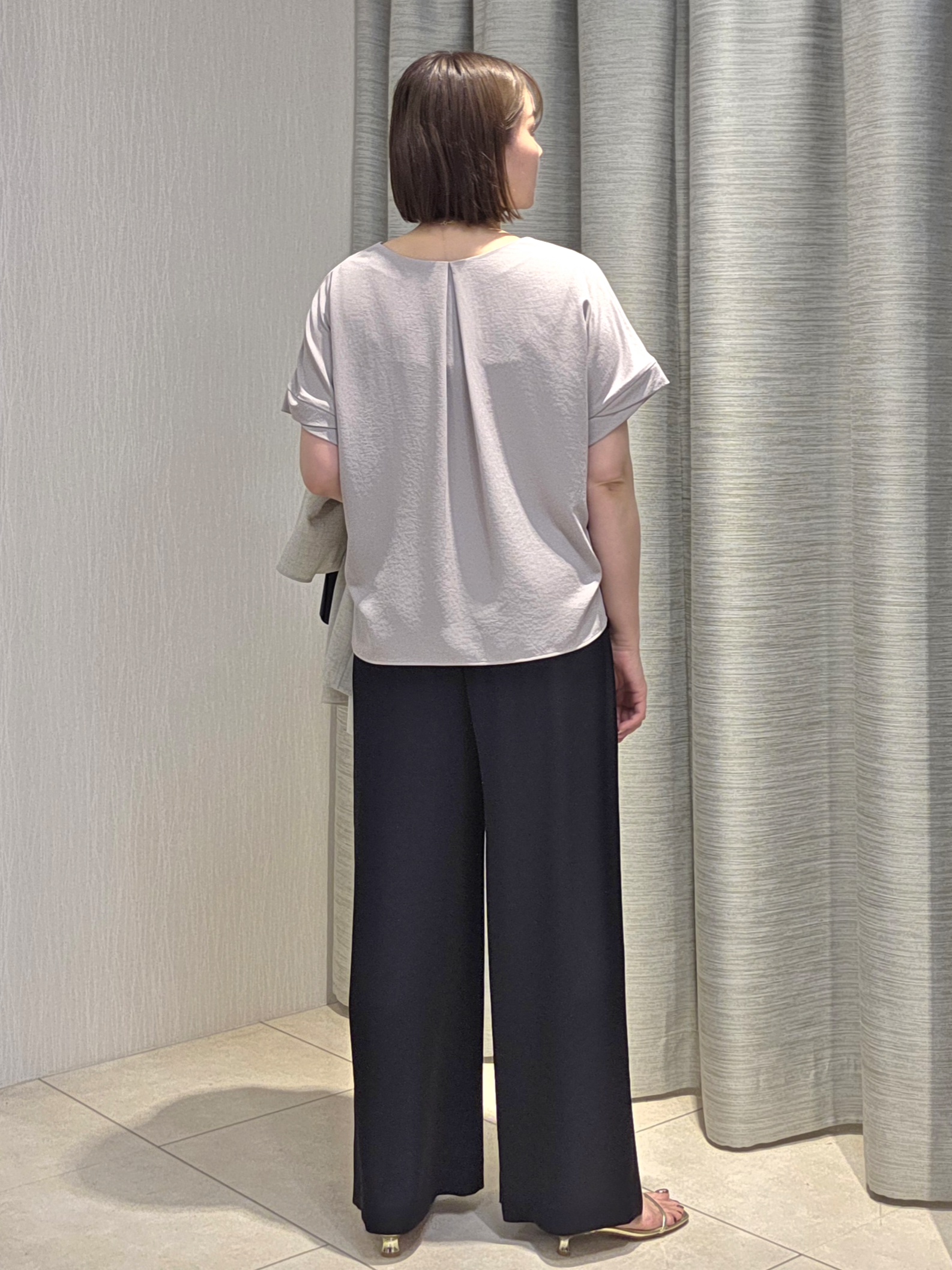 naokoさんの「UNTITLED｜【さらりと快適/セットアップ可/UV/接触冷感】スラブカラーレスジャケット」を使ったコーディネート