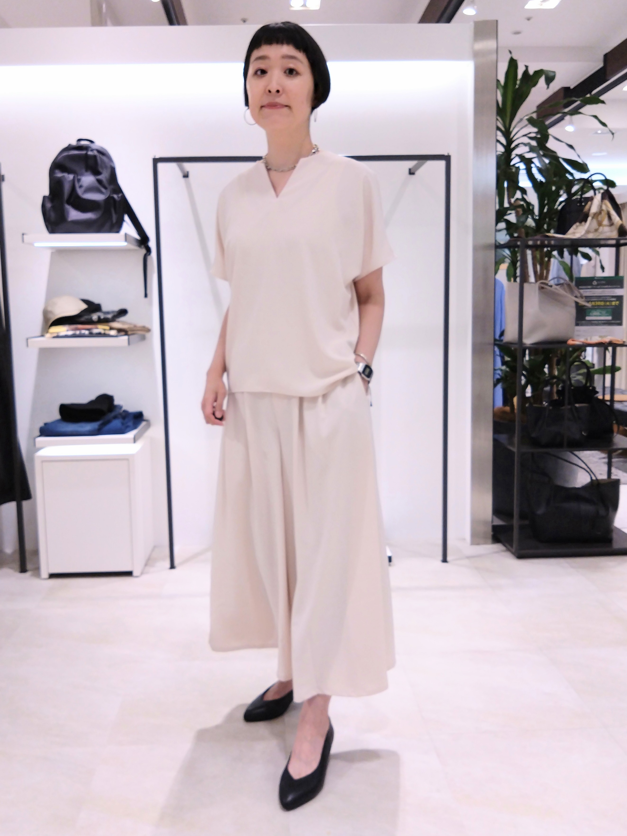 まちこさんの「UNTITLED｜シアーメッシュニット」を使ったコーディネート