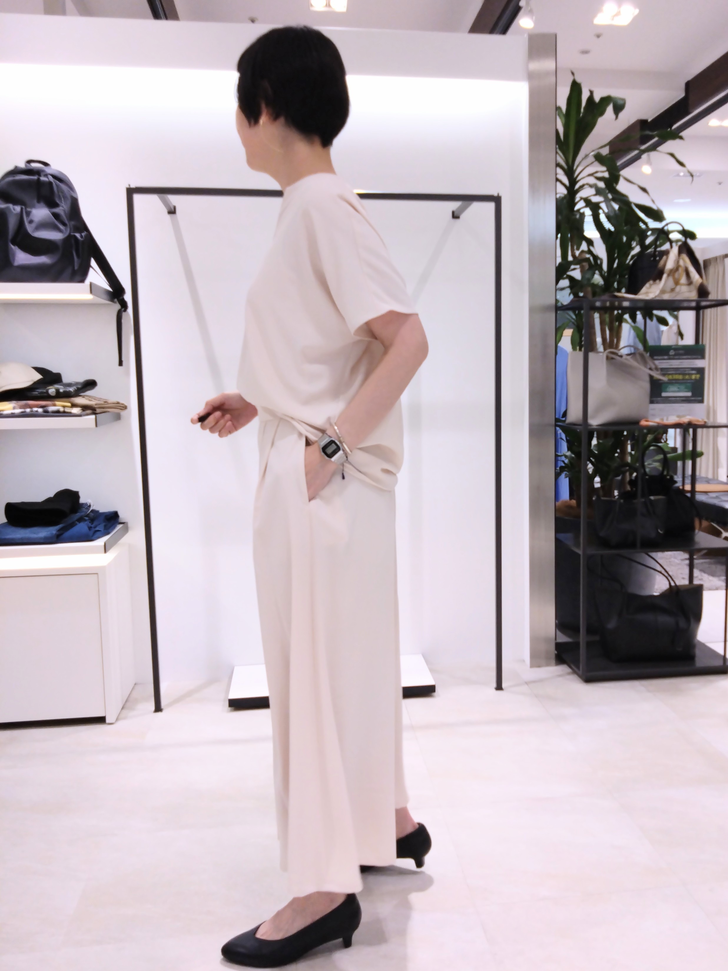 まちこさんの「UNTITLED｜シアーメッシュニット」を使ったコーディネート