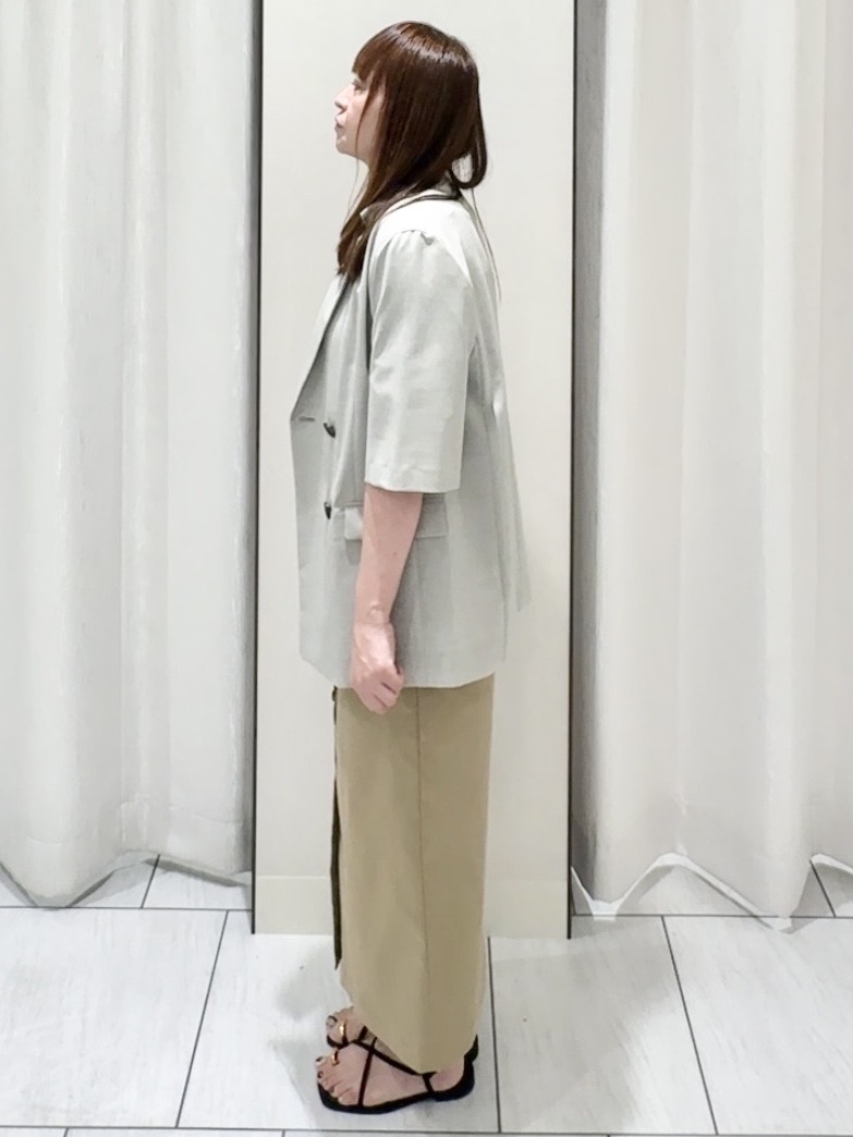 ʏᴜᴋɪᴋᴏさんの「UNTITLED｜【シワになりにくい/セットアップ可/接触冷感】ハーフスリーブジャケット」を使ったコーディネート