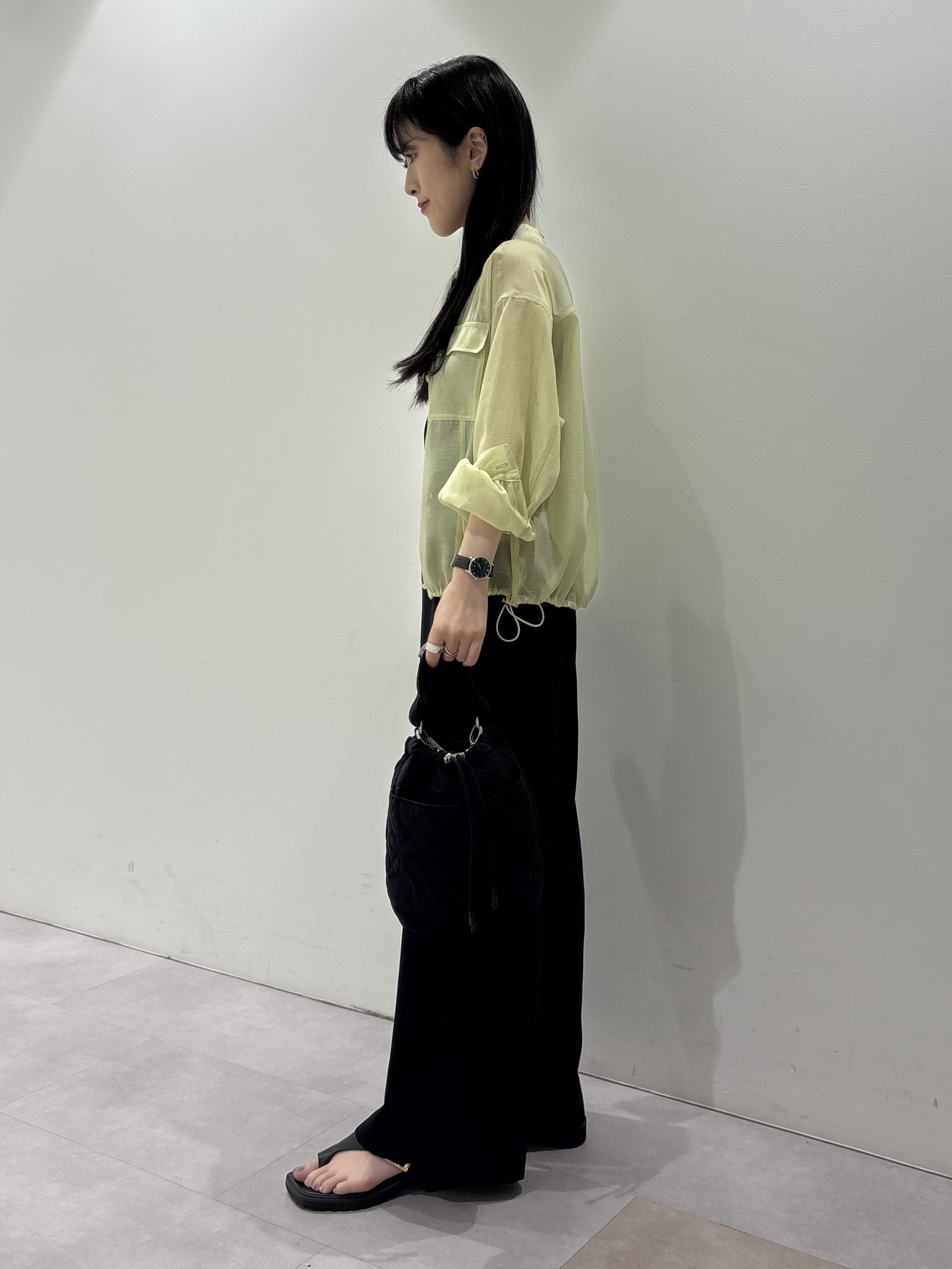 KEIKOさんの「INDIVI｜【トレンド／2WAY】裾ドロスト付きシアーブラウスブルゾン」を使ったコーディネート