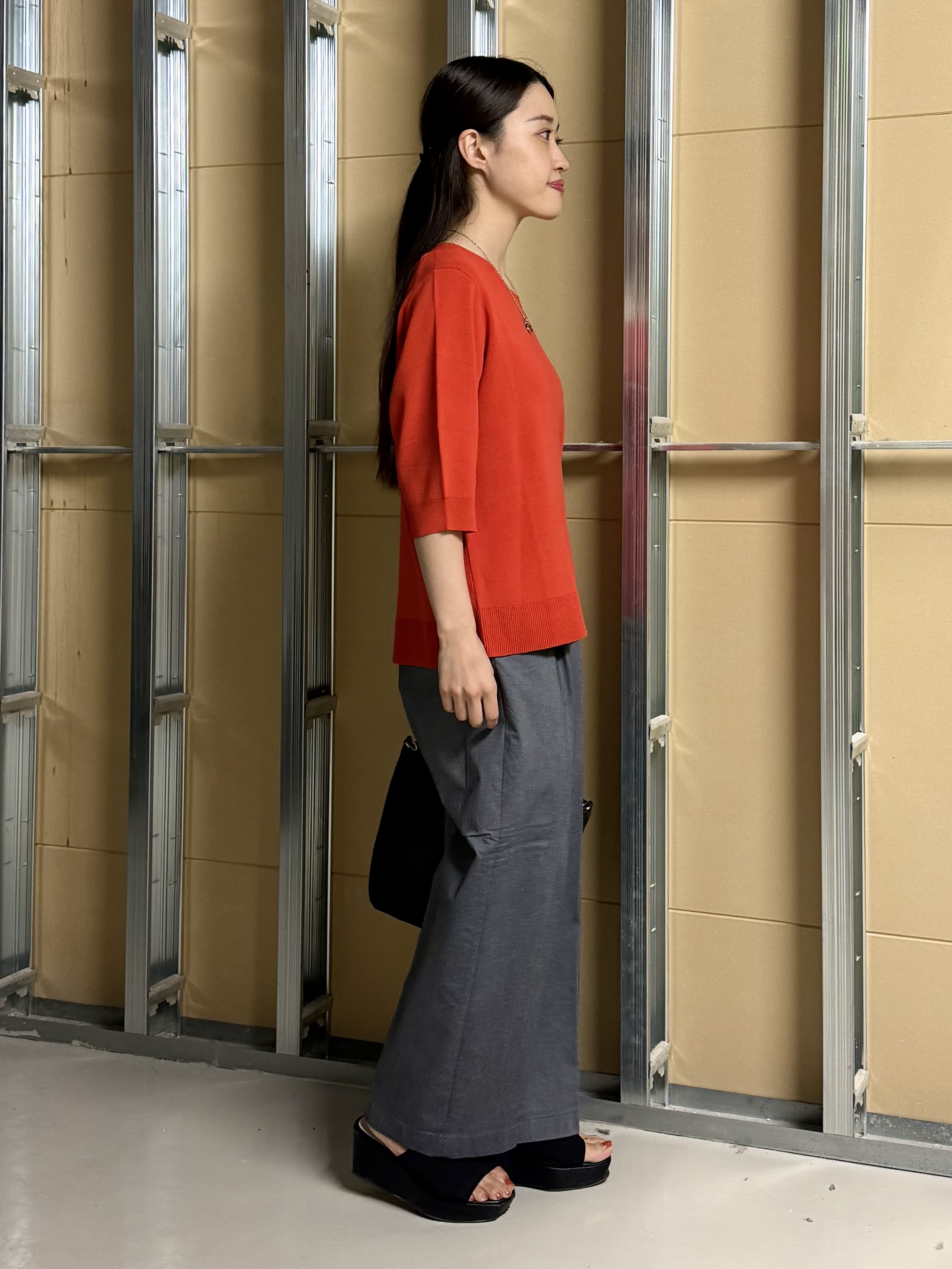 sahoさんの「THE SHOP TK｜【S-XL/ひんやりタッチ】美しさ際立つ 6分袖ニット 洗濯機OK/UVケア/毛玉になりにくい」を使ったコーディネート