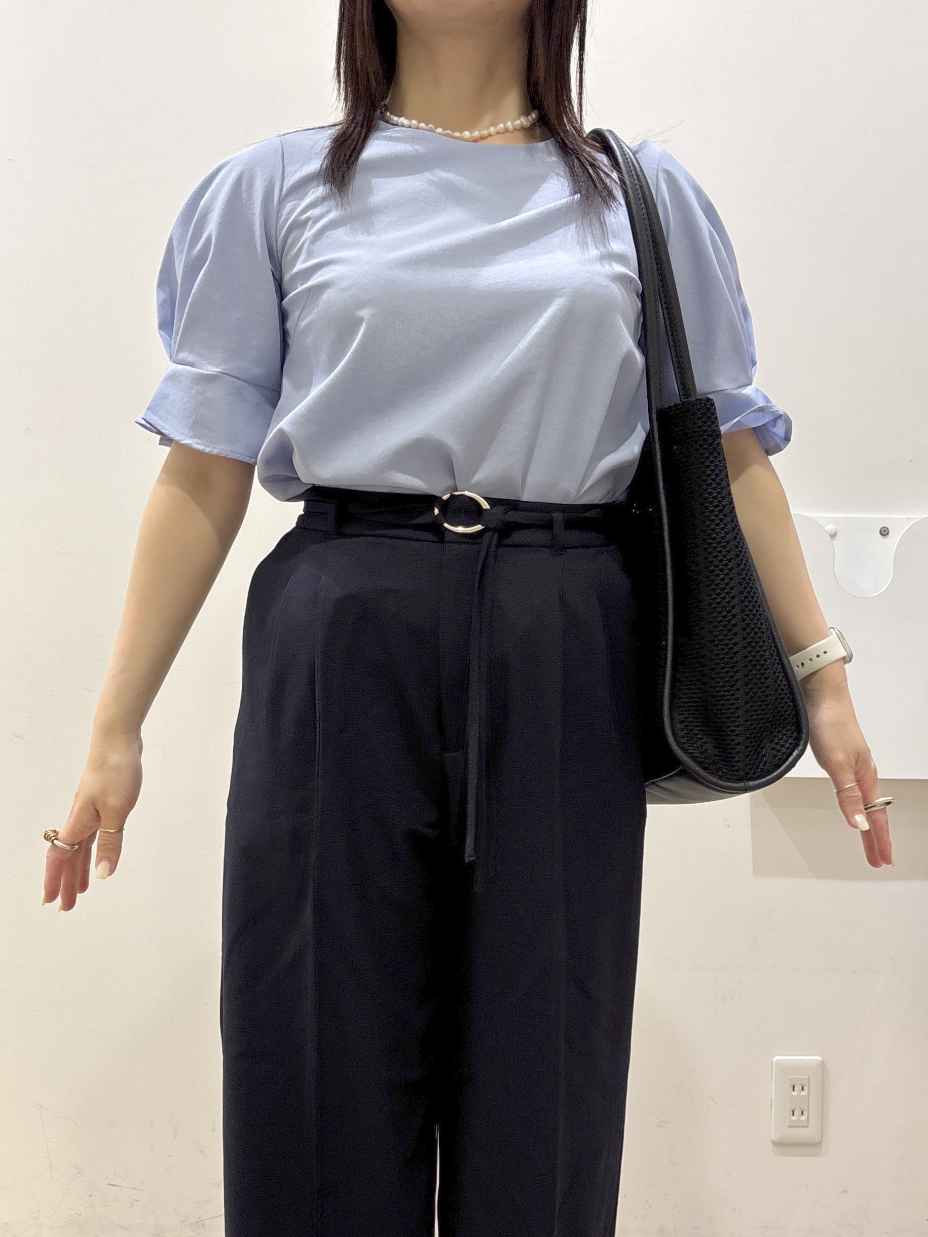 mameさんの「index｜【接触冷感】タックパフスリーブブラウス《吸水速乾／防シワ／洗濯機OK／XS～3L／6col》」を使ったコーディネート