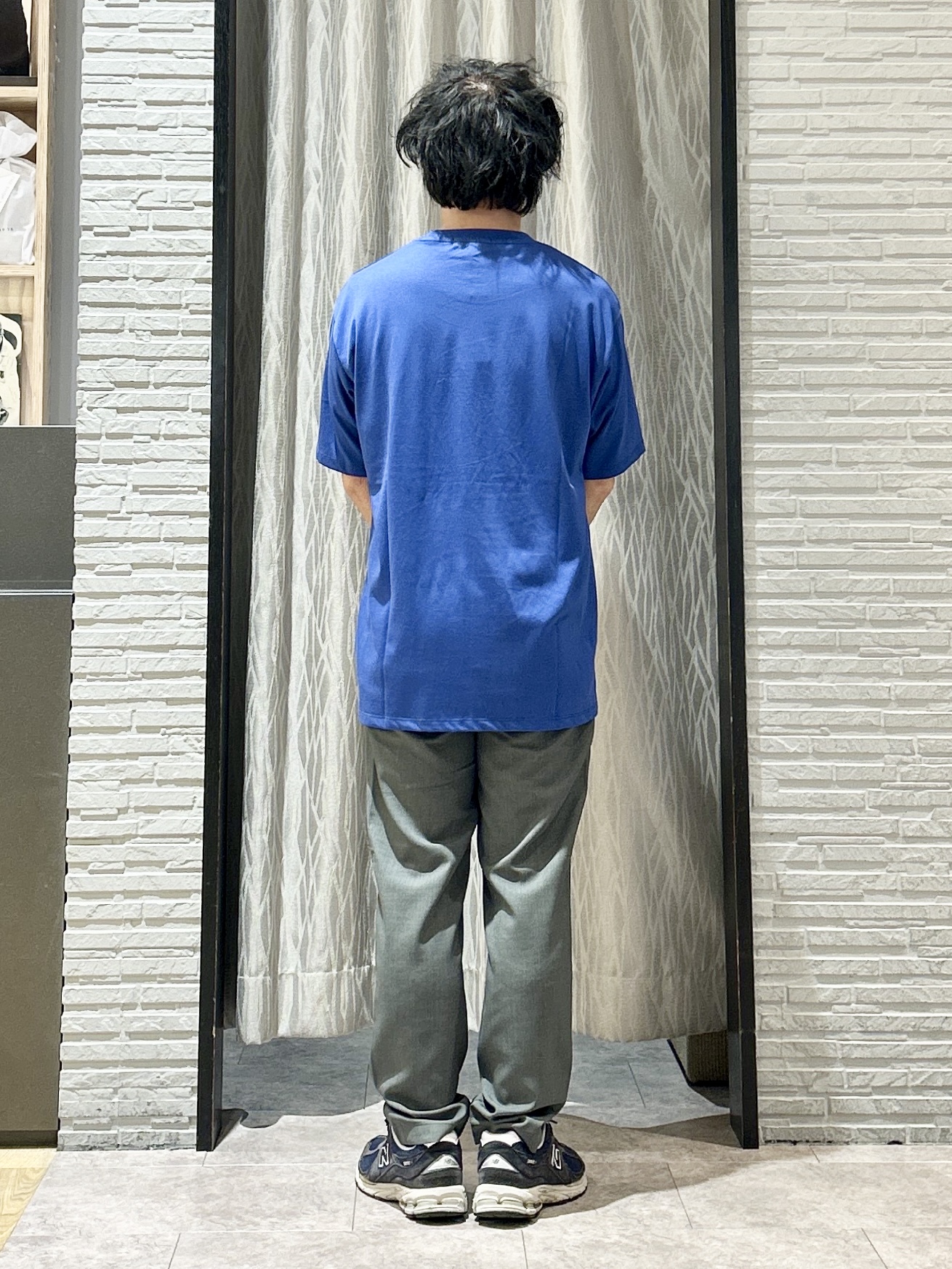 KENJI Iさんの「THE SHOP TK｜COOLロゴ半袖Tシャツ 接触冷感／洗濯機OK」を使ったコーディネート
