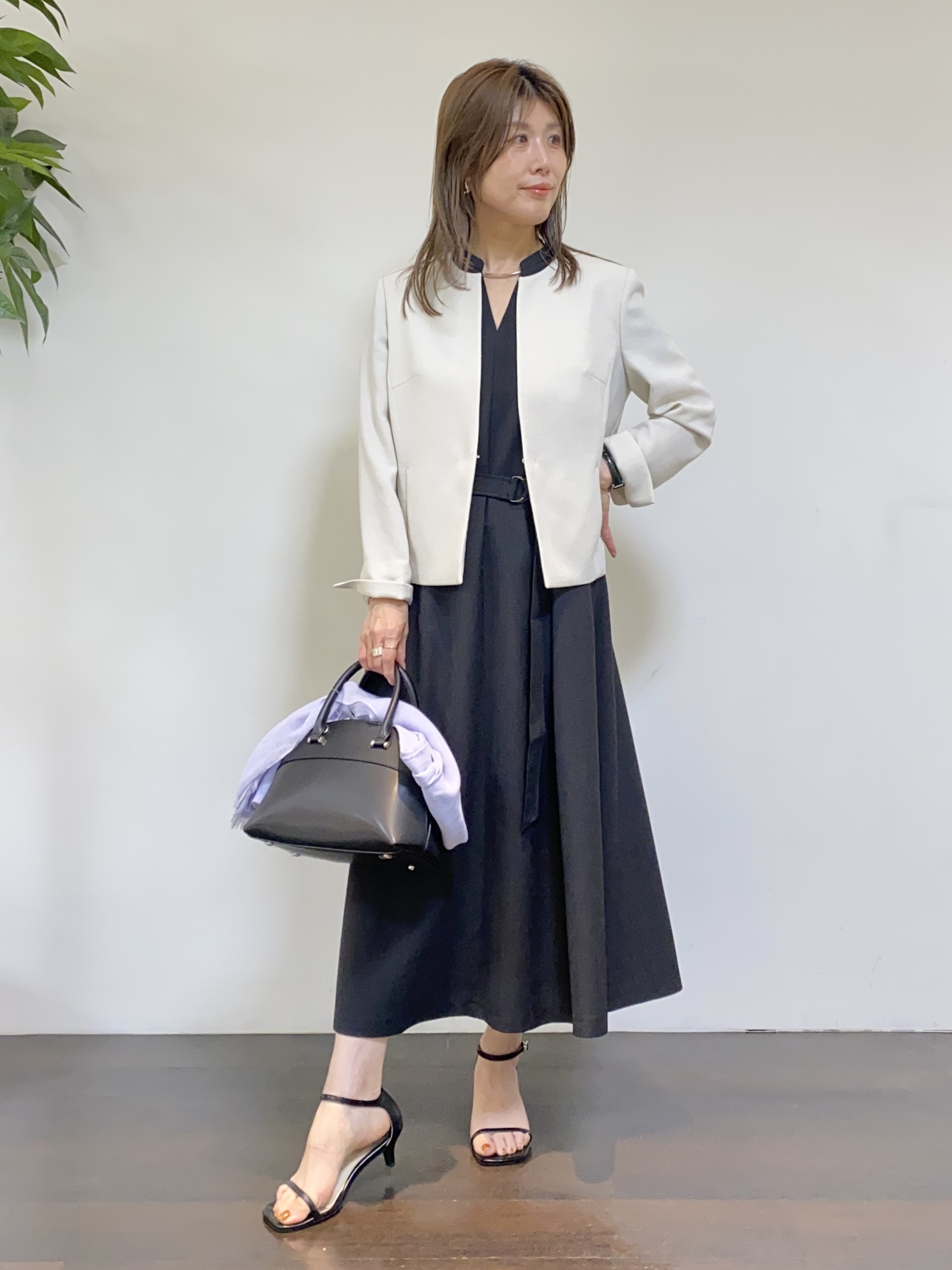 tomoさんの「UNTITLED｜【清涼感/洗える】ミニマルシルエットジャケット」を使ったコーディネート