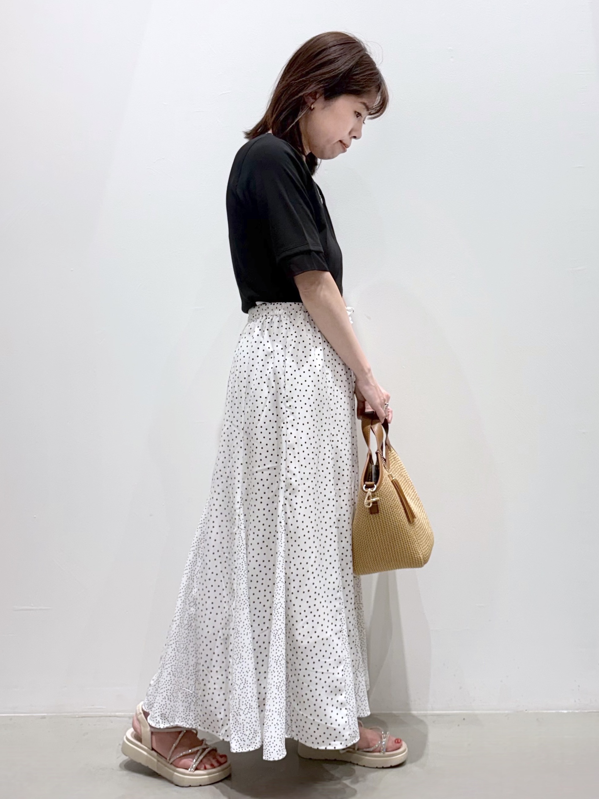 ＷＡさんの「grove｜【ひんやり・UVカット】チュールトリミング5分袖Tシャツ」を使ったコーディネート