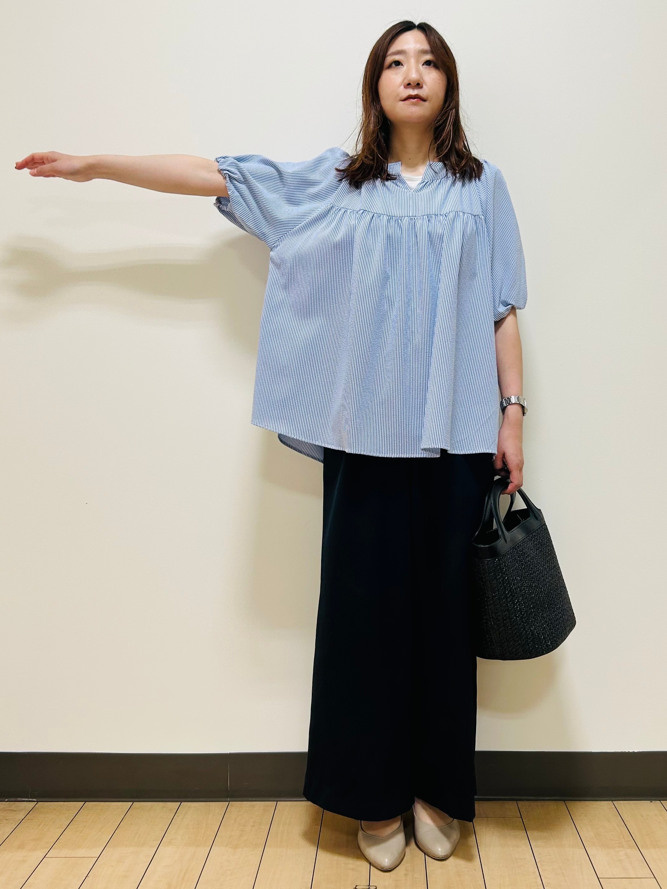 miiiさんの「Reflect｜ギャザーデザインブラウス」を使ったコーディネート