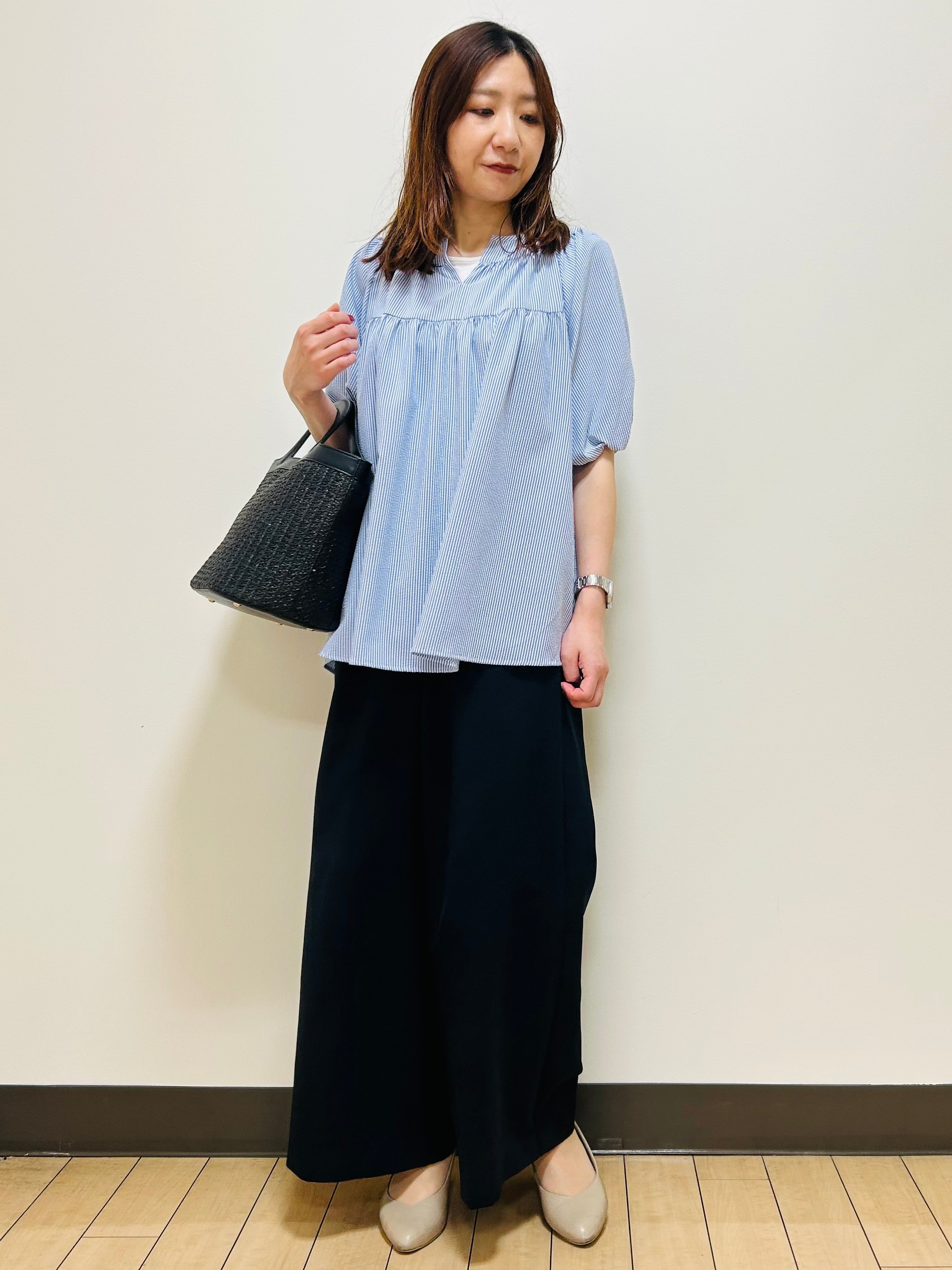 miiiさんの「Reflect｜ギャザーデザインブラウス」を使ったコーディネート