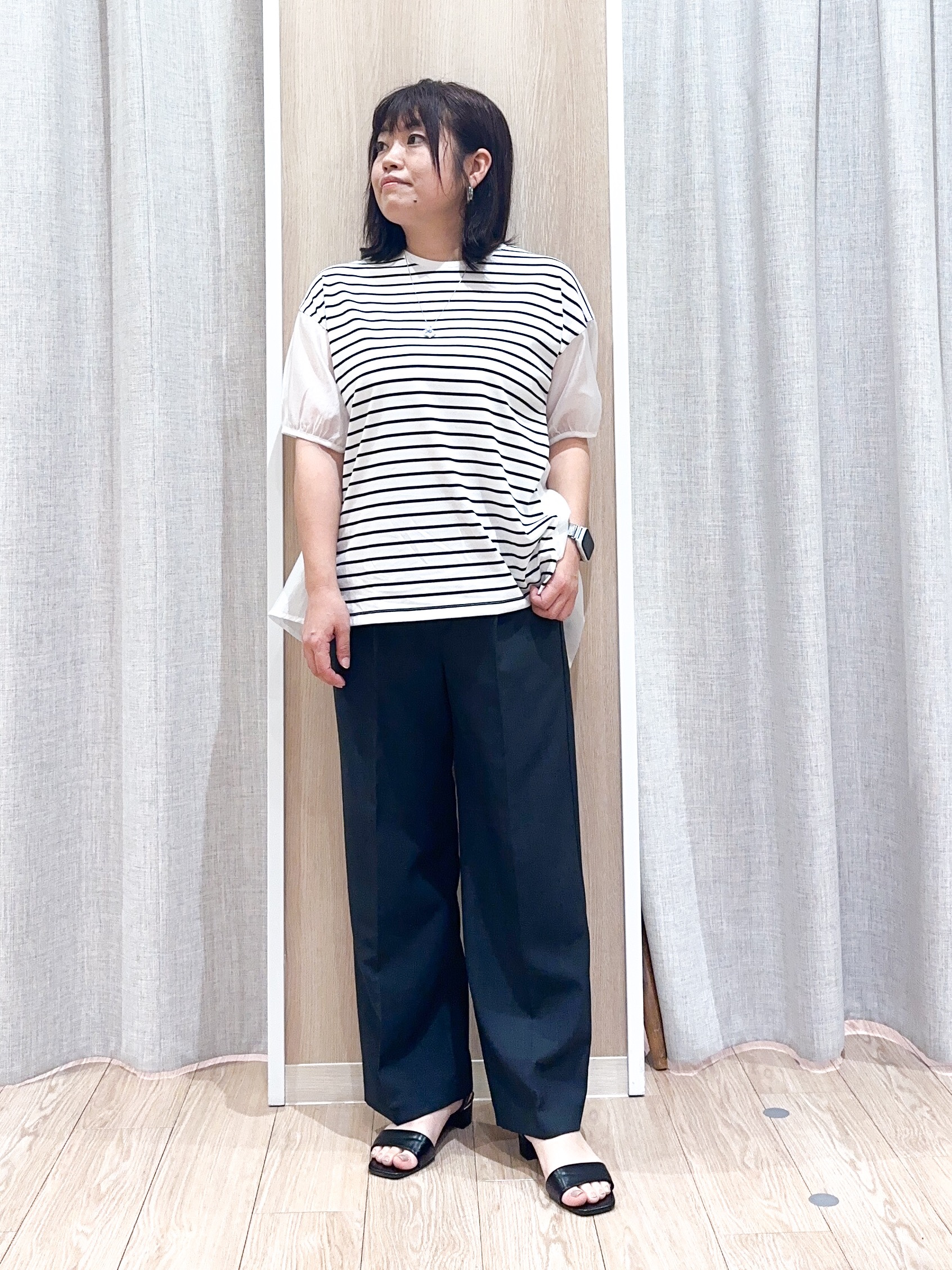 naoさんの「grove｜【貴島明日香さん着用/UVカット】体型カバー叶う、バックプリーツTシャツ」を使ったコーディネート