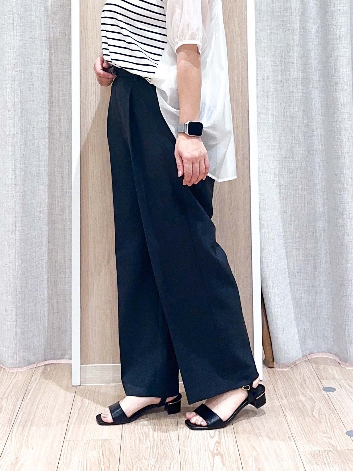 naoさんの「grove｜【貴島明日香さん着用/UVカット】体型カバー叶う、バックプリーツTシャツ」を使ったコーディネート