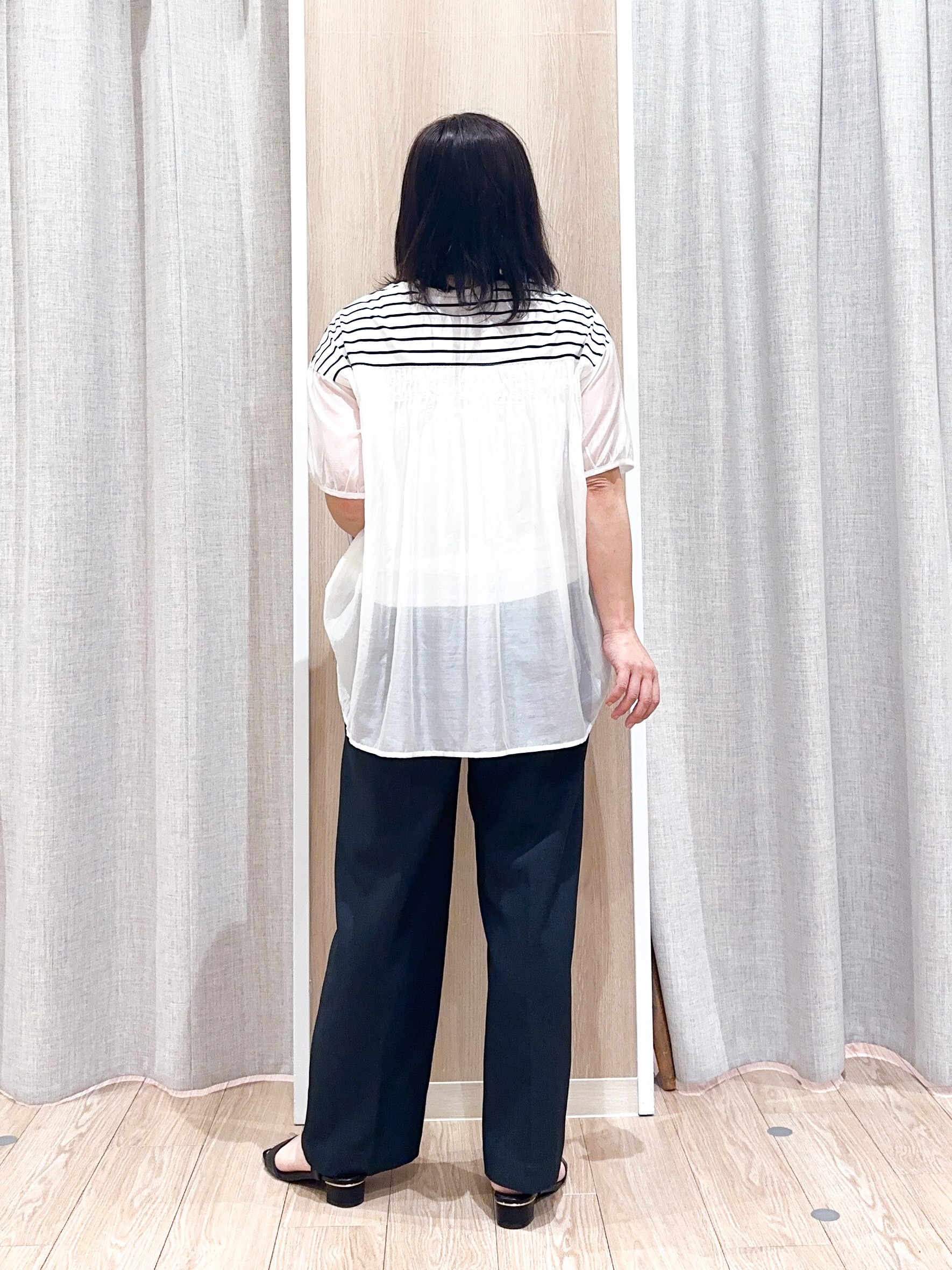naoさんの「grove｜【貴島明日香さん着用/UVカット】体型カバー叶う、バックプリーツTシャツ」を使ったコーディネート