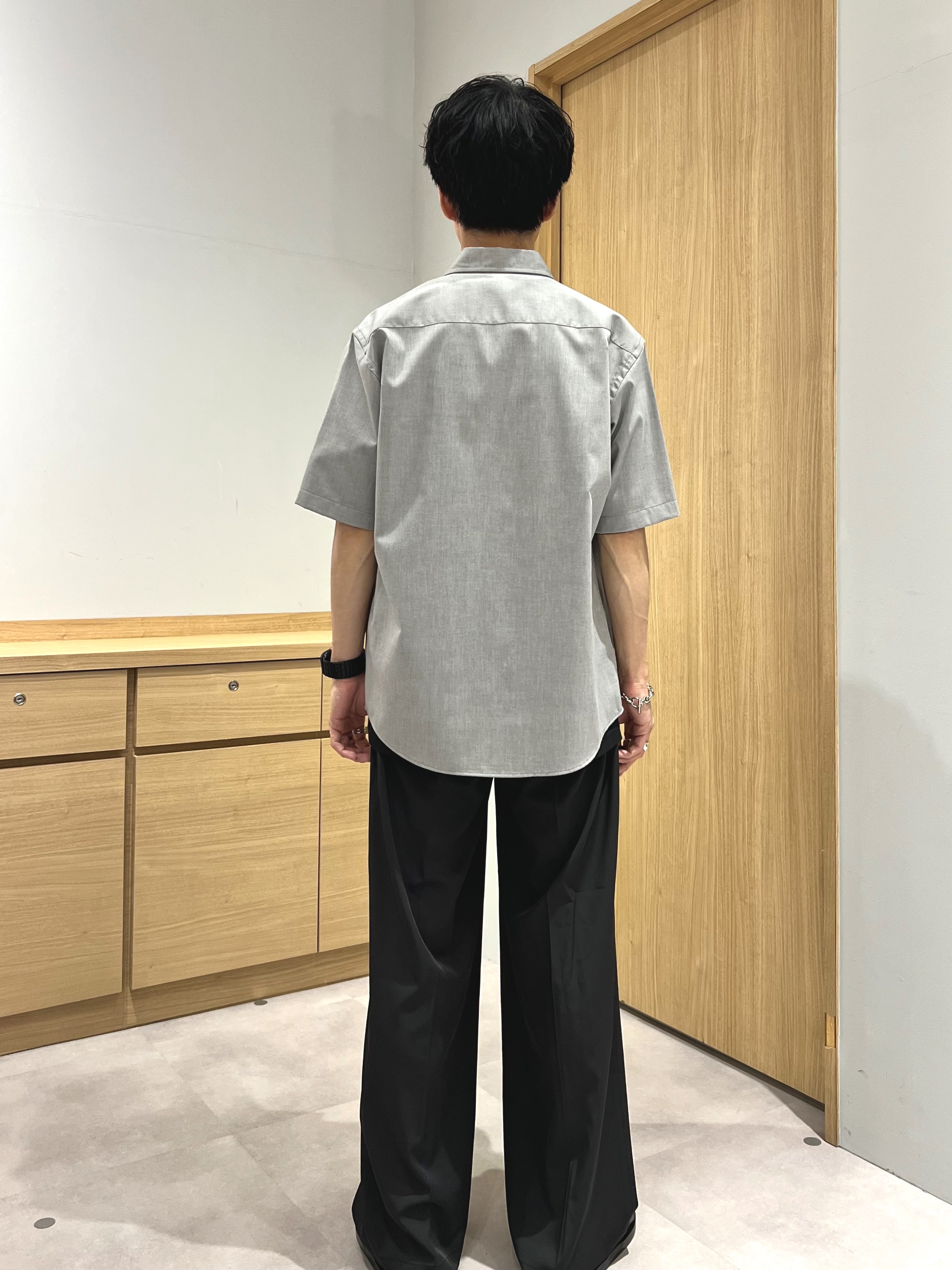 yutoさんの「TAKEO KIKUCHI｜【BOWLER HAT LABEL】ボーラーハットウォーカー刺繍 半袖ボタンダウンシャツ」を使ったコーディネート