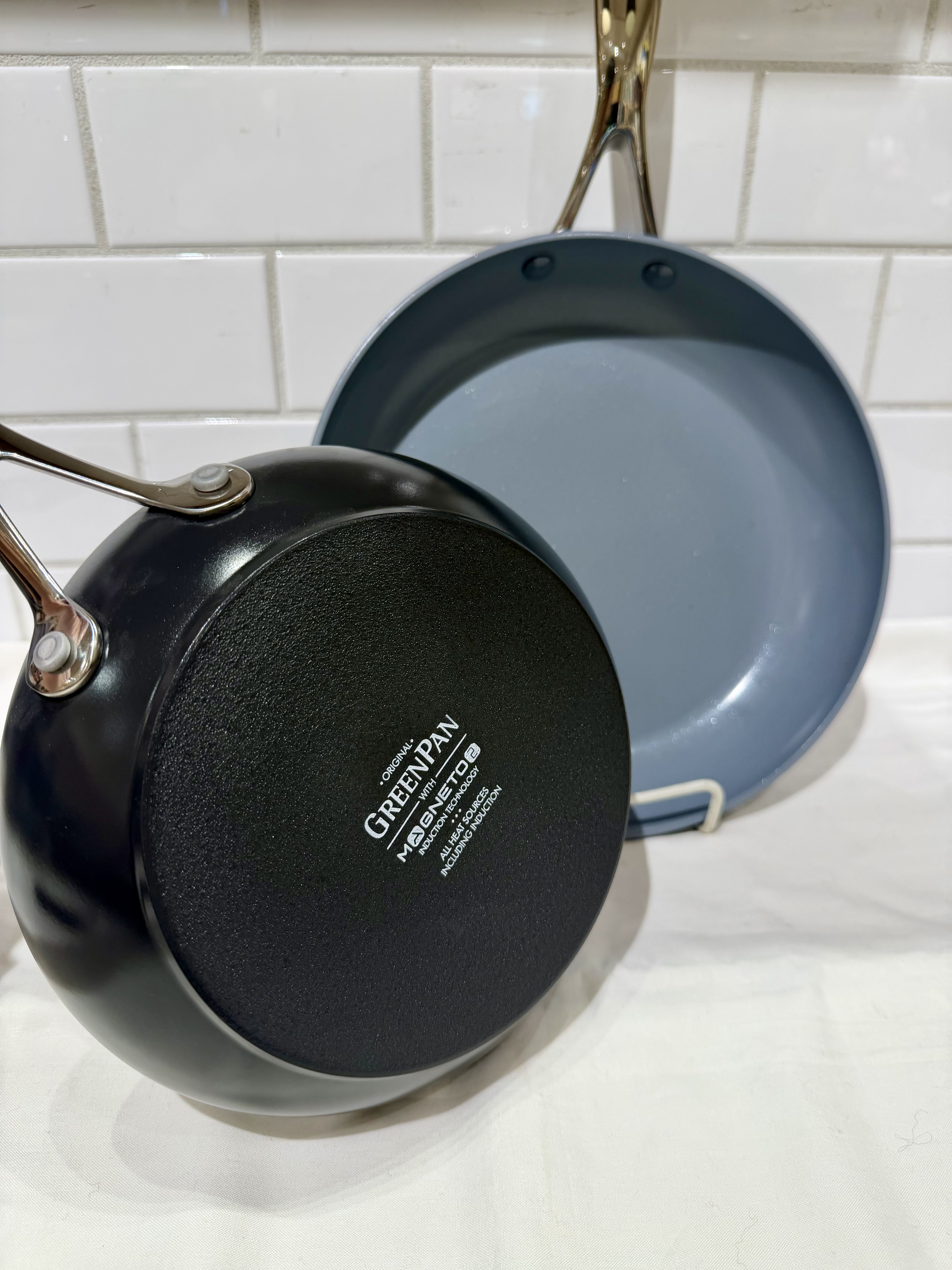 usaminさんの「212 KITCHEN STORE｜ヴェニスプロ フライパン 20cm ＜GreenPan グリーンパン＞」を使ったコーディネート