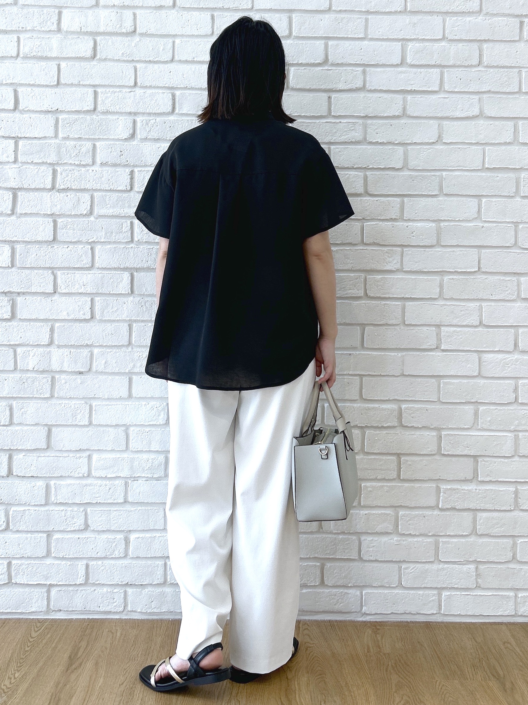 Hirokaさんの「grove｜【洗濯機OK・ひんやり/SETUP可】シワになりにくい、フレアスリーブブラウス」を使ったコーディネート