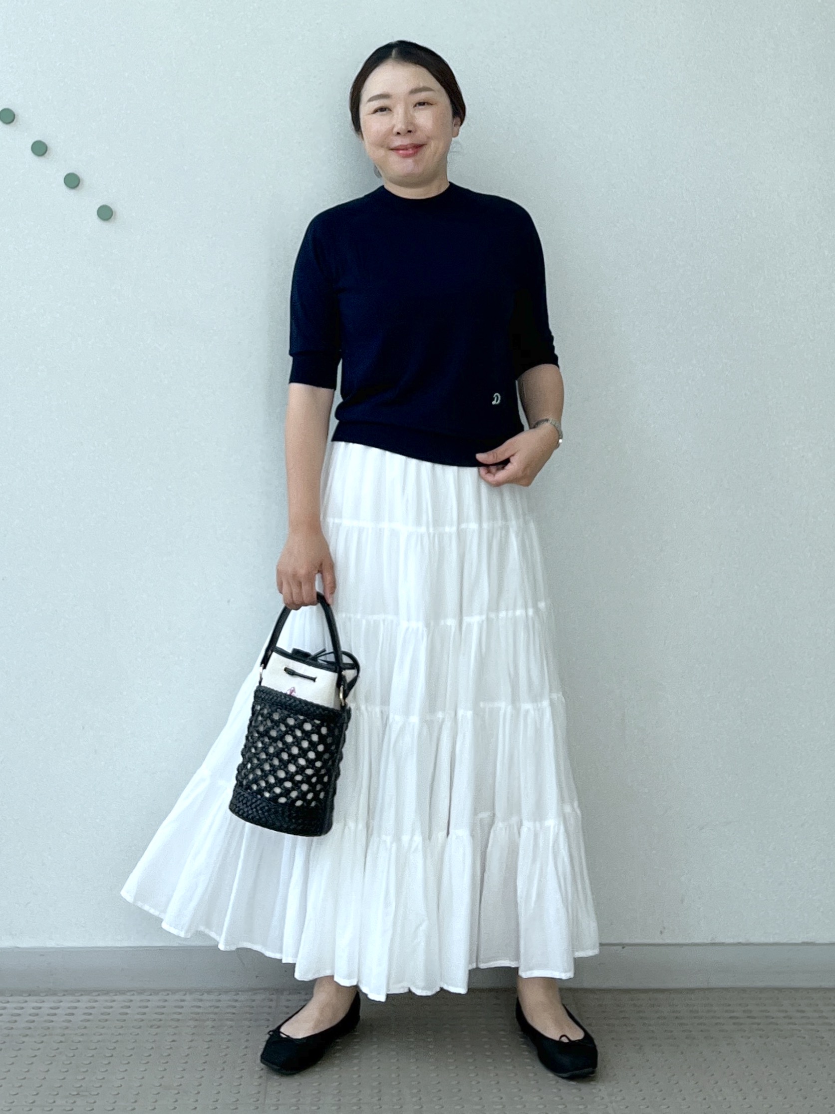 Soeさんの「DRESSTERIOR｜【ウォッシャブル】コットンシルクハーフスリーブニット」を使ったコーディネート