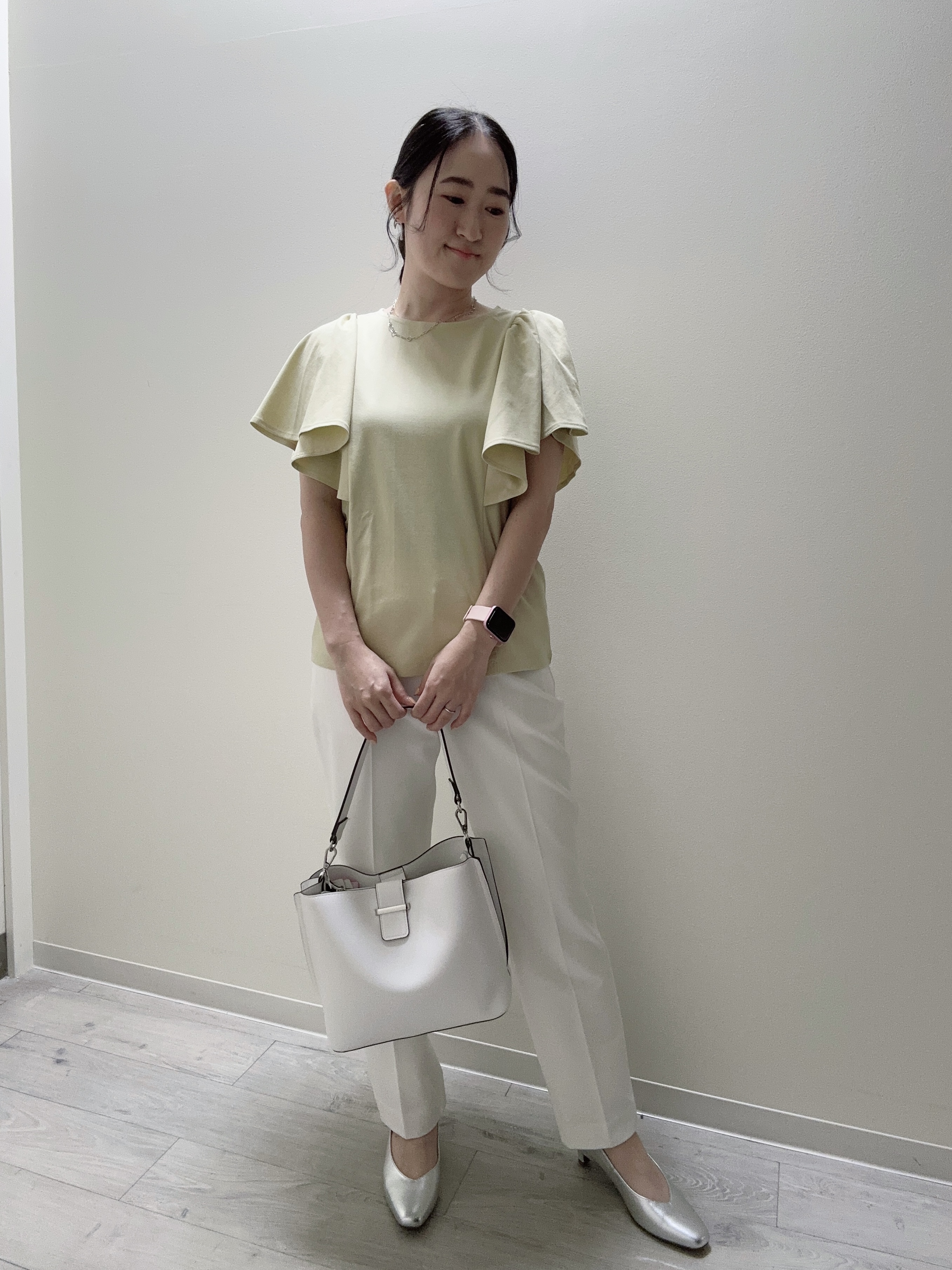 末廣美智子さんの「Reflect｜【UVカット／接触冷感／吸水速乾】フレアスリーブトップス」を使ったコーディネート