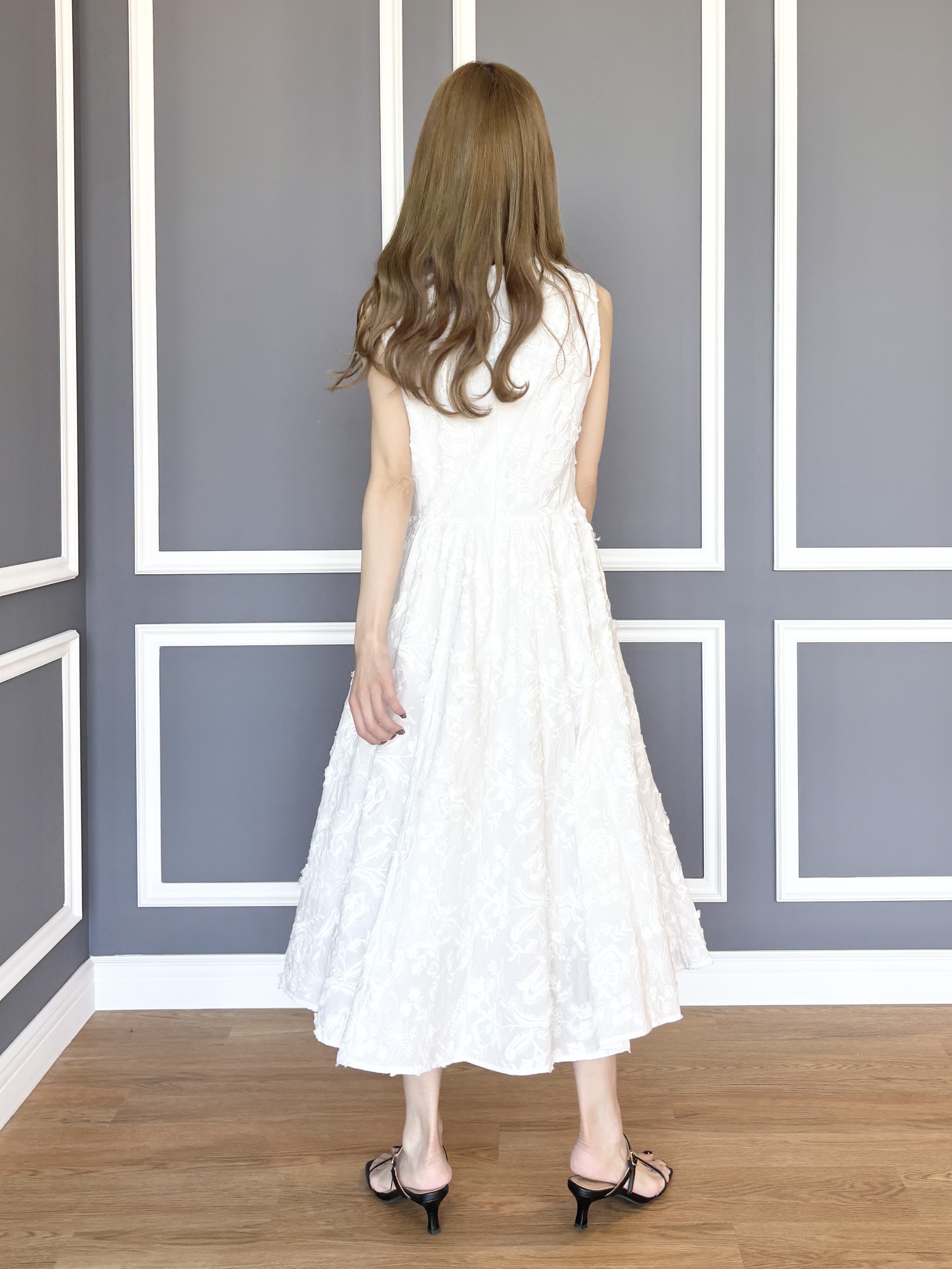清水夏姫さんの「DRESSTERIOR｜【otonaMUSE5月号掲載】スキニーベルトサンダル」を使ったコーディネート