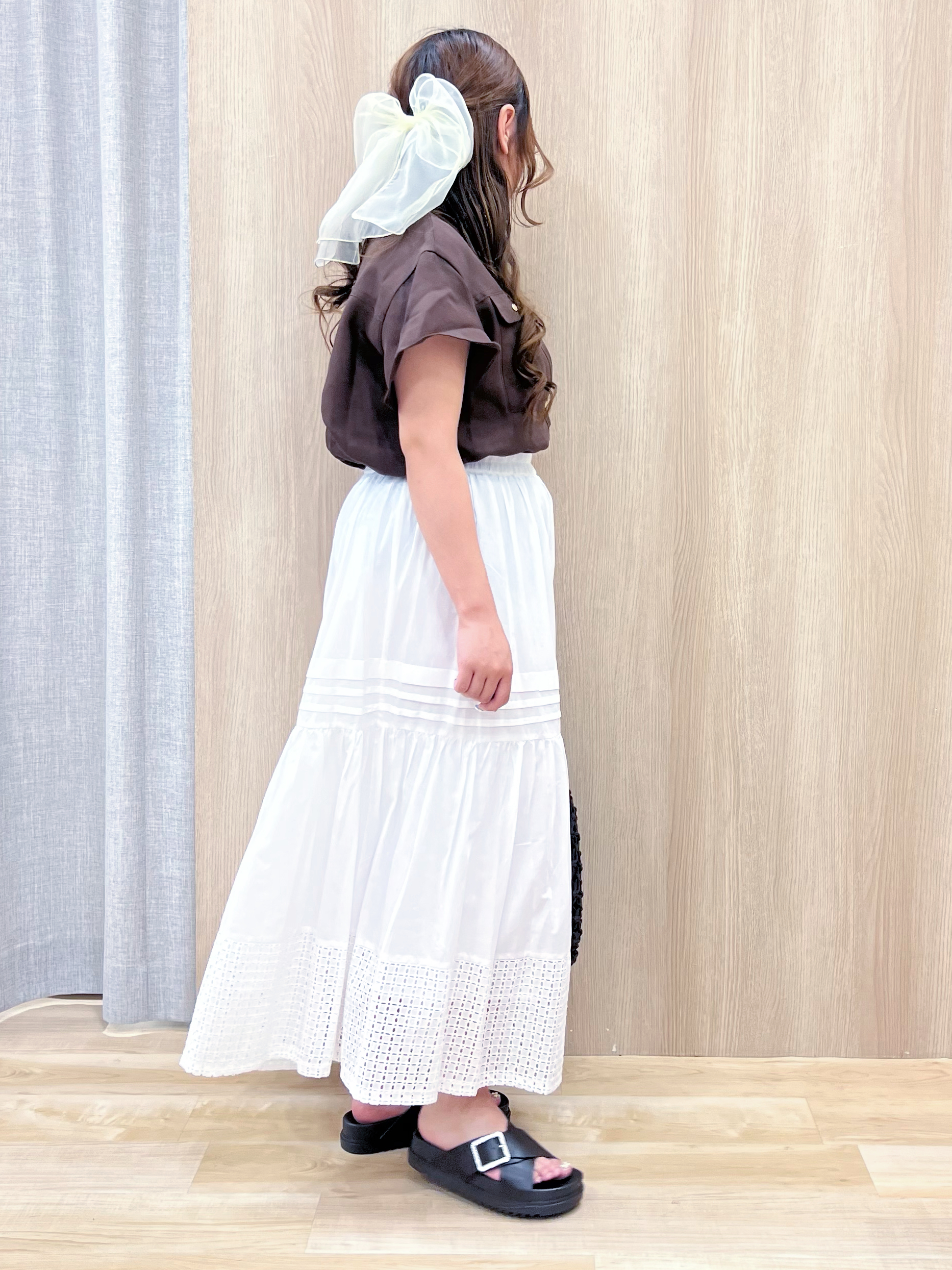 みことさんの「grove｜【洗濯機OK・ひんやり/SETUP可】シワになりにくい、フレアスリーブブラウス」を使ったコーディネート