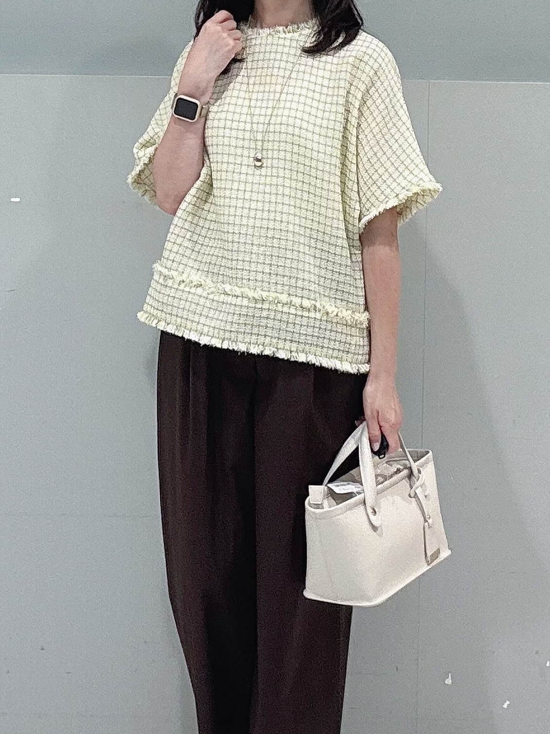 makiさんの「UNTITLED｜ファンシーツイードブラウス」を使ったコーディネート