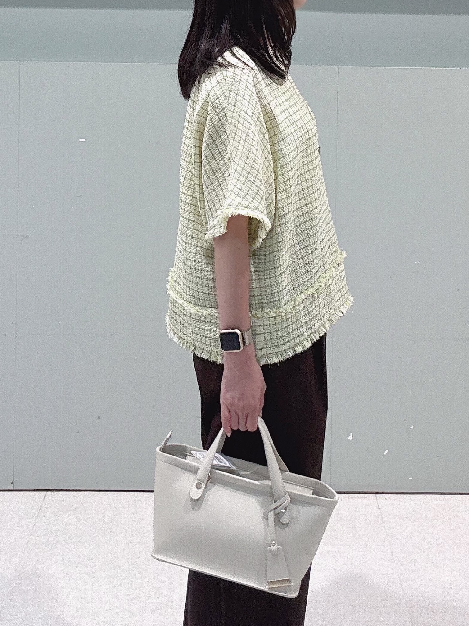 makiさんの「UNTITLED｜ファンシーツイードブラウス」を使ったコーディネート
