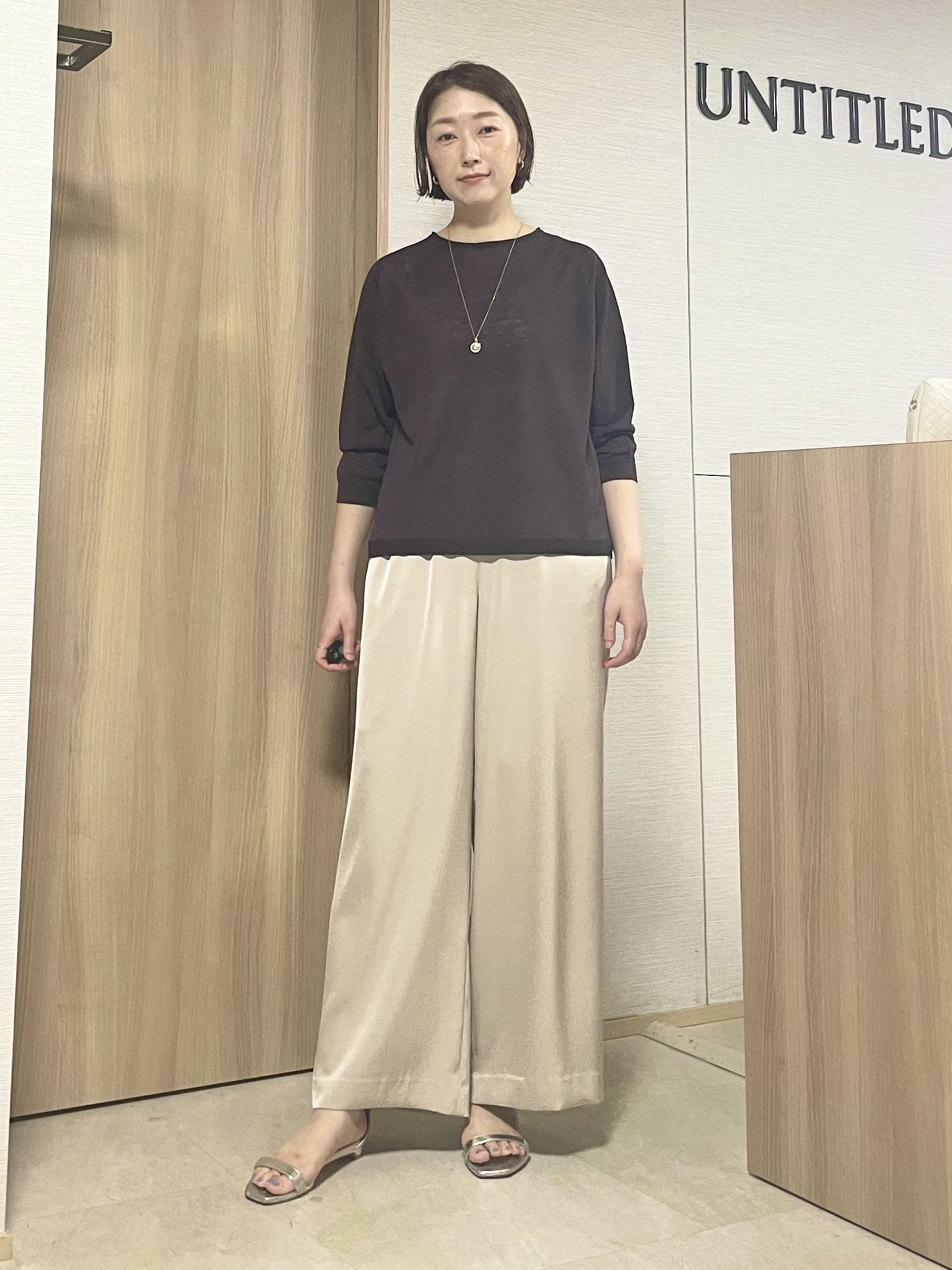 aliceさんの「UNTITLED｜【ゆったり/リラクシー】リネンボートネックプルオーバー」を使ったコーディネート